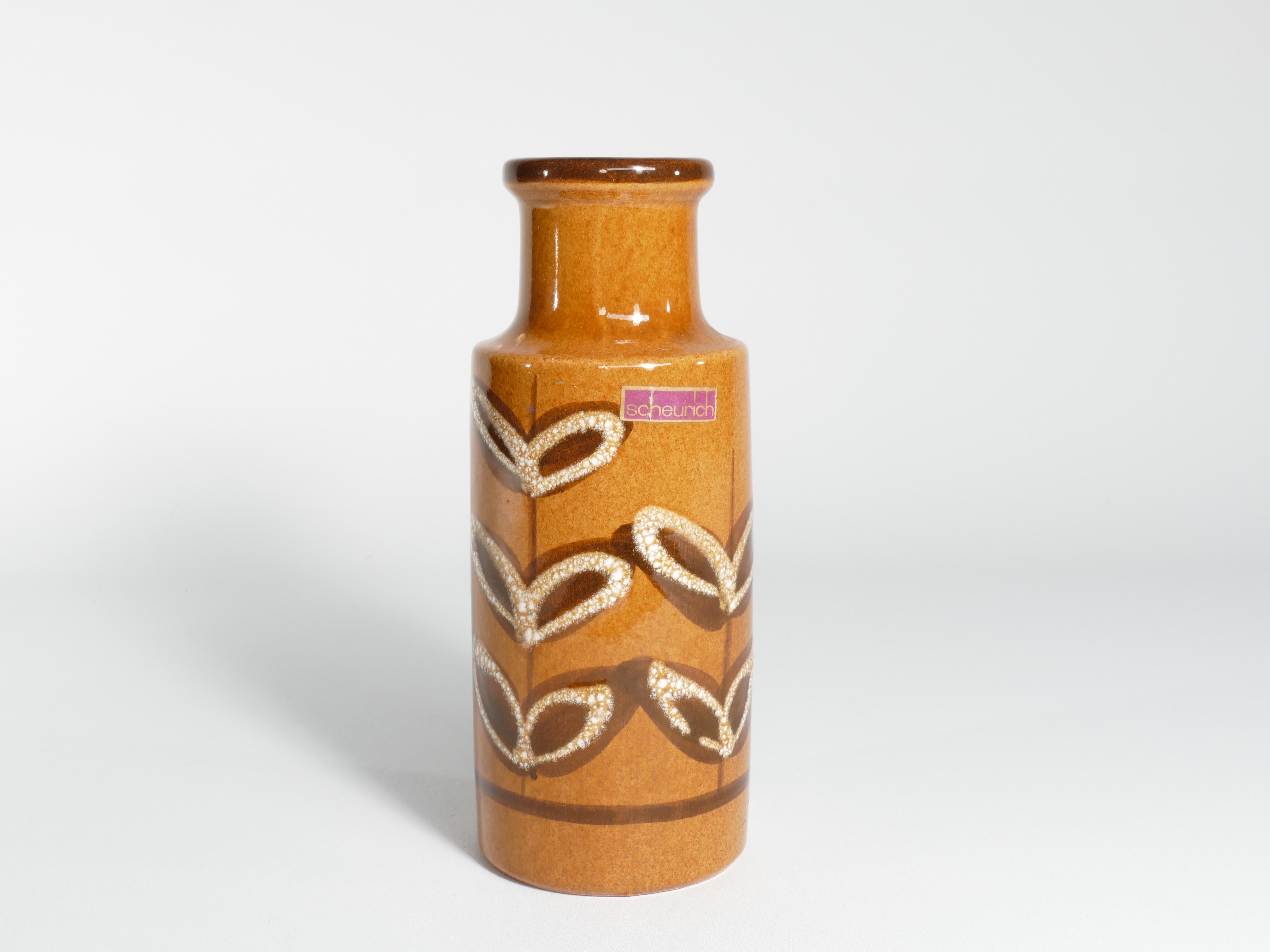 Moderne senffarbene gelbe Mid-Century-Vase von Scheurich, Deutschland, 1970er Jahre (Ende des 20. Jahrhunderts) im Angebot