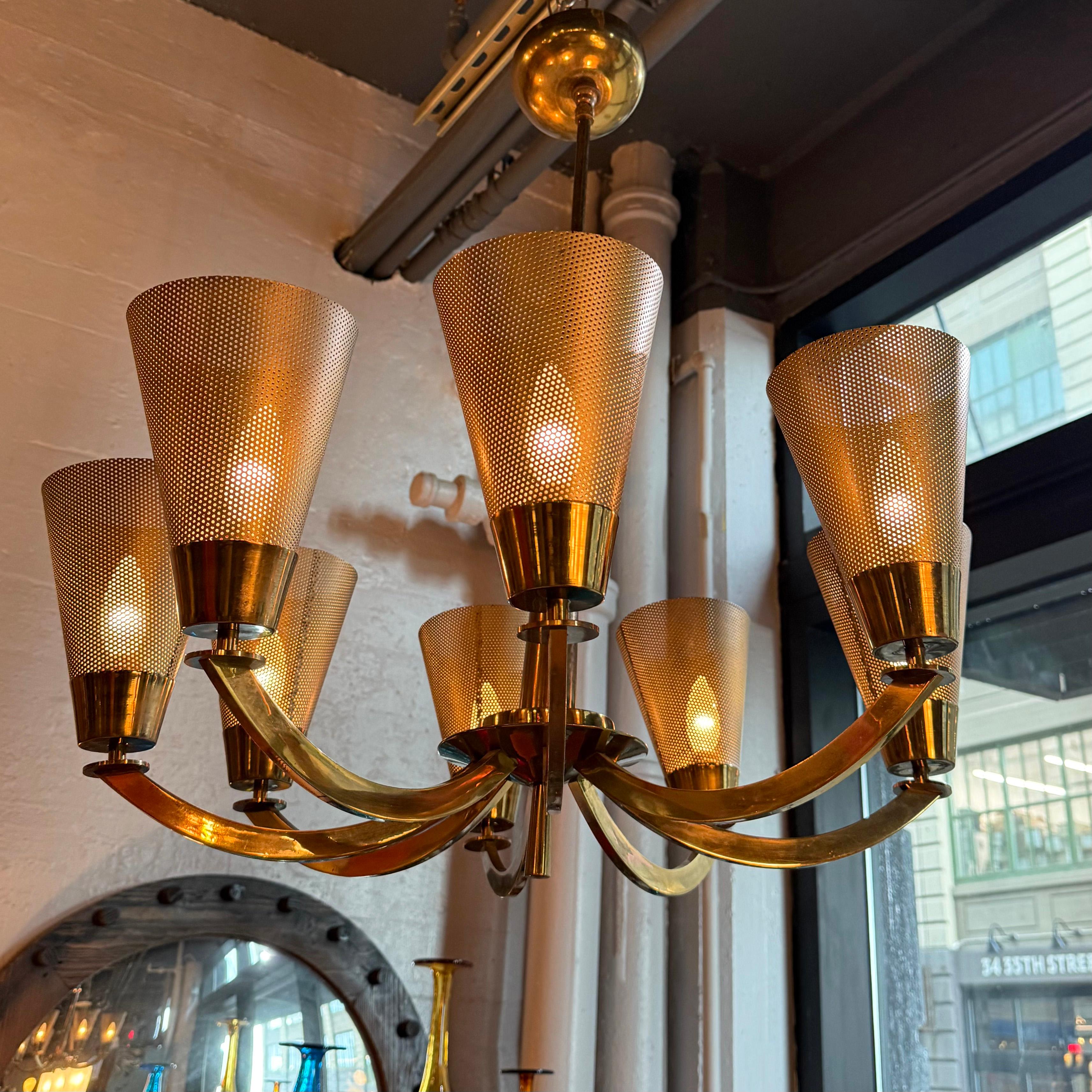 20th Century Mid-Century Modern Multi-Stem Brass Mesh Chandelier For Sale