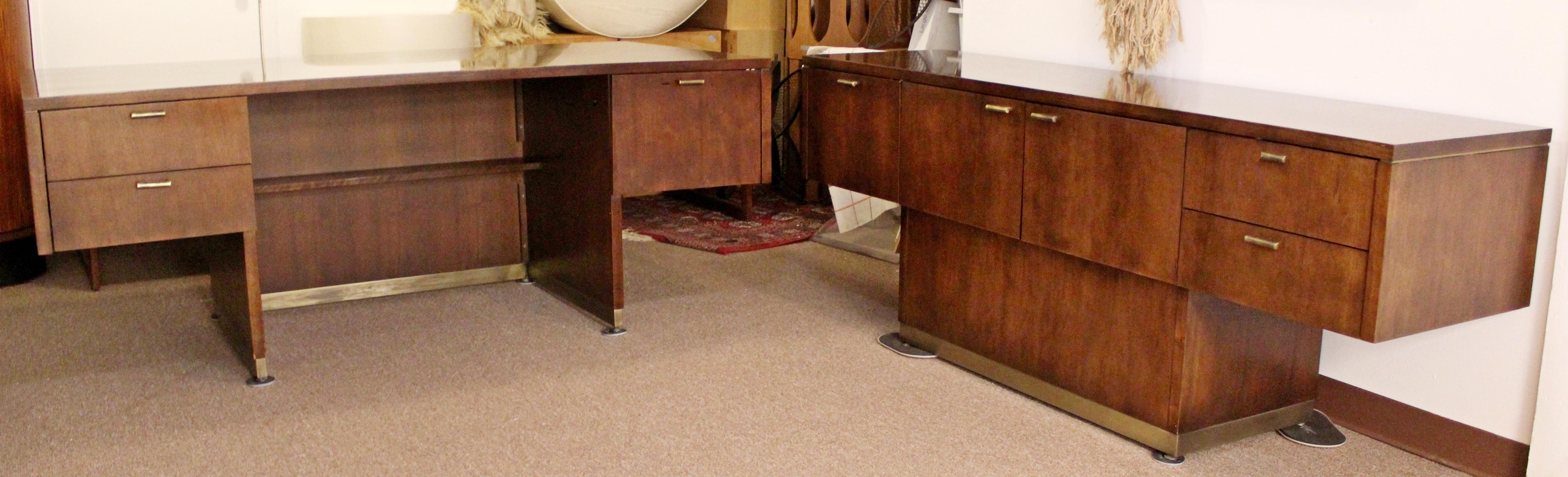 Mid-Century Modern Myrtle Desk Cantilever Credenza Walnut Brass, 1960s 1