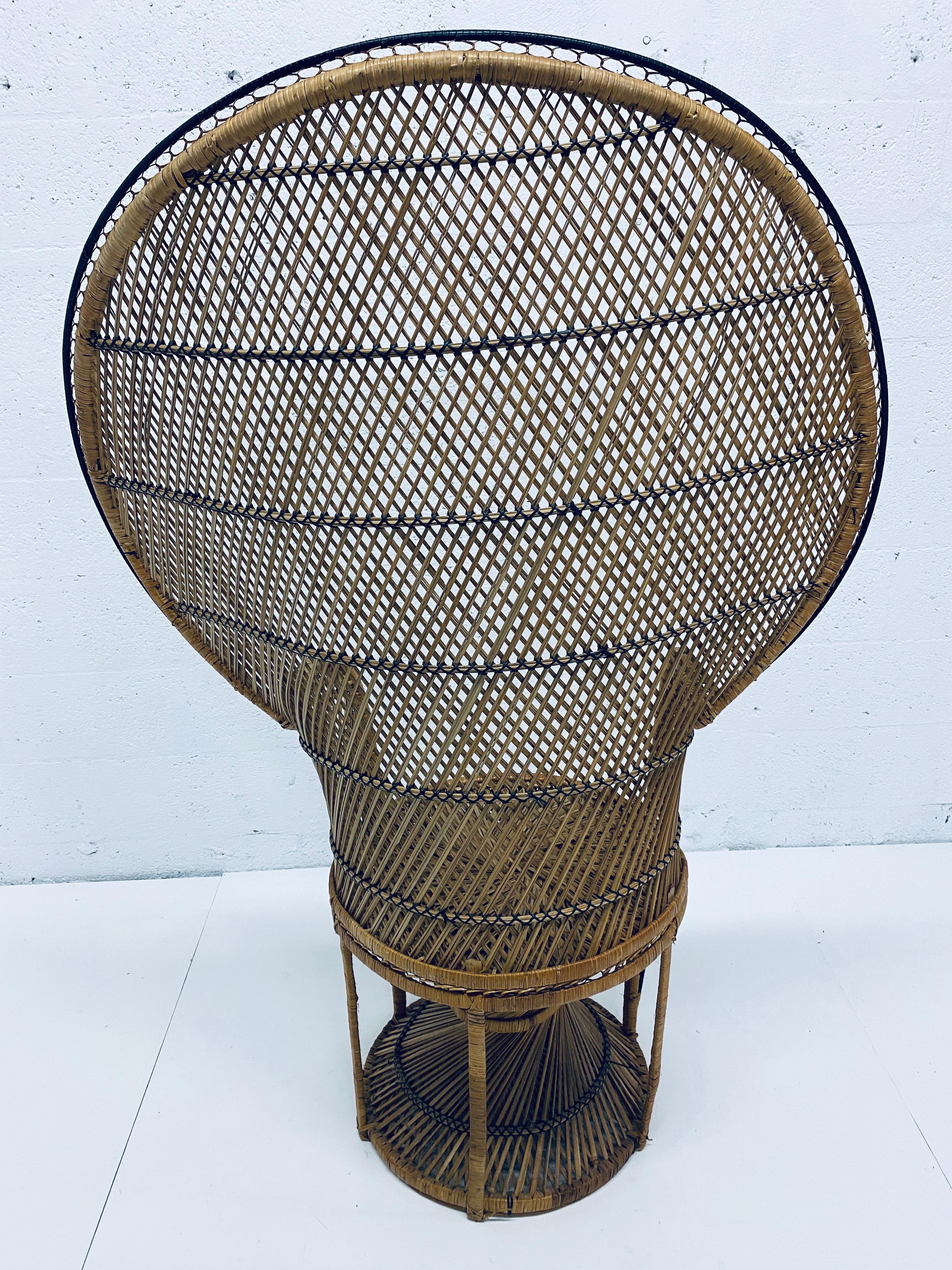 Unknown Mid-Century Modern Natural Rattan Emmanuel Style Peacock Chair, 1970s