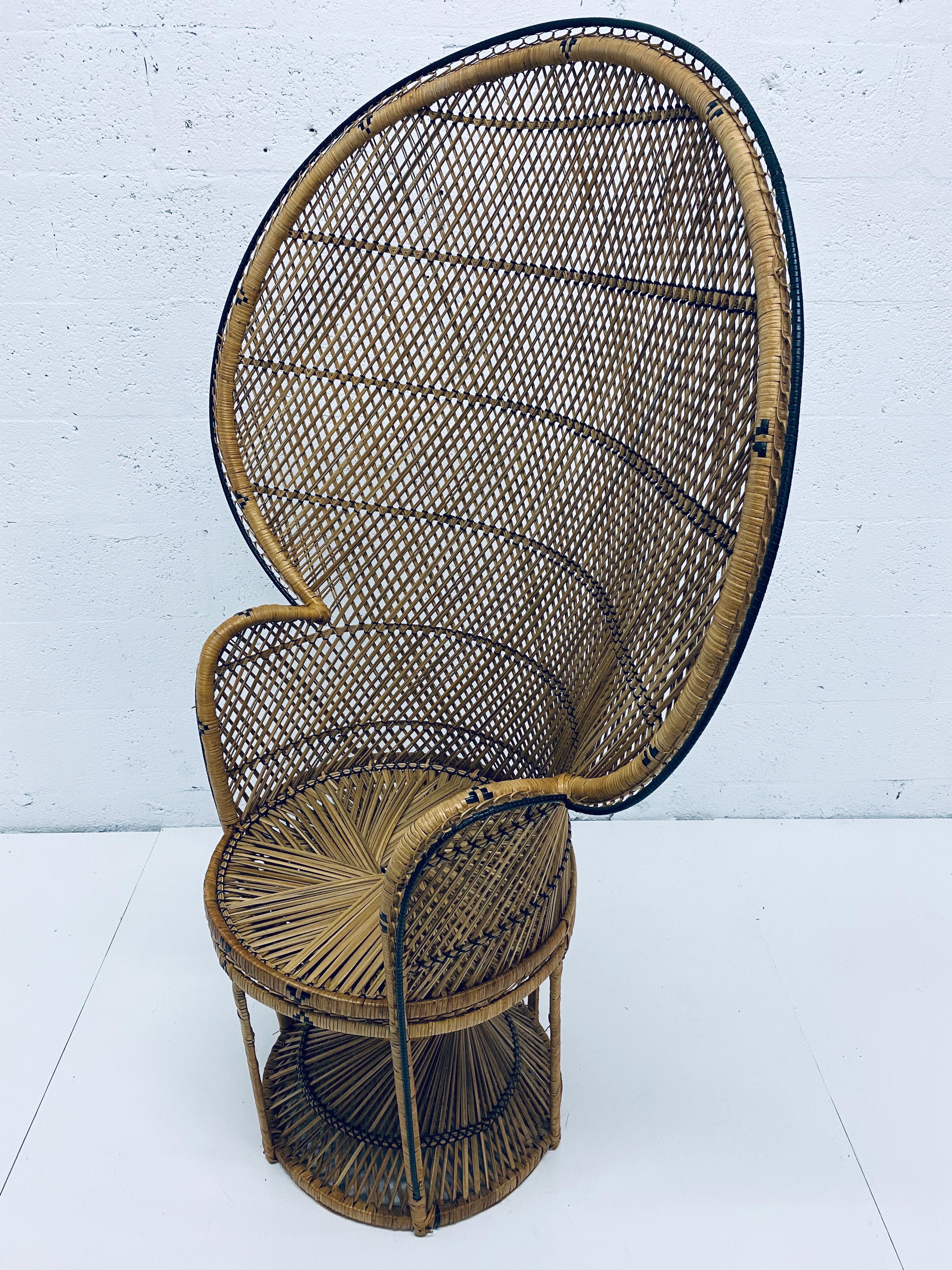 Late 20th Century Mid-Century Modern Natural Rattan Emmanuel Style Peacock Chair, 1970s