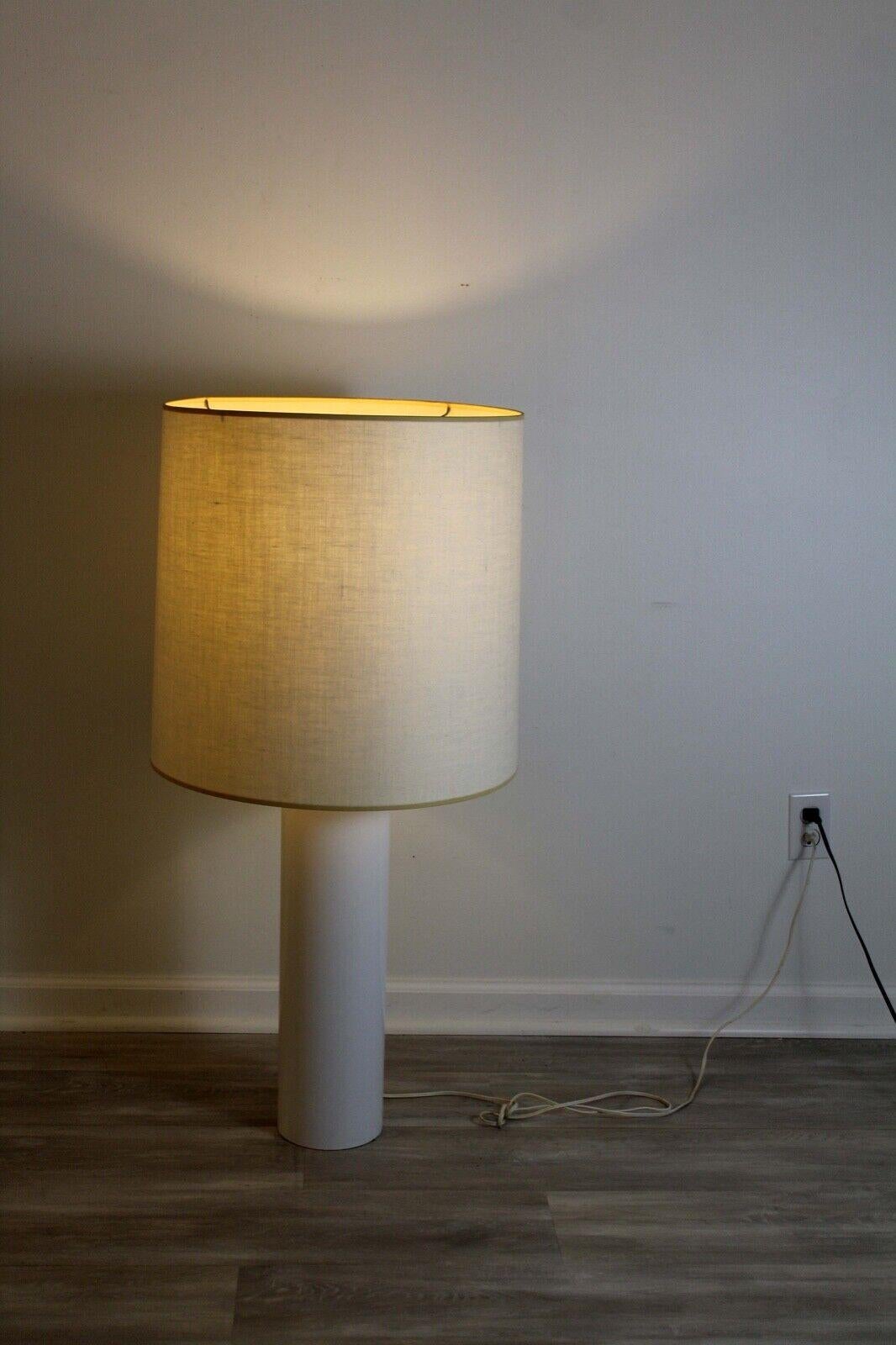 Lampe de table Nessen en céramique tubulaire blanche, moderne du milieu du siècle dernier en vente 2