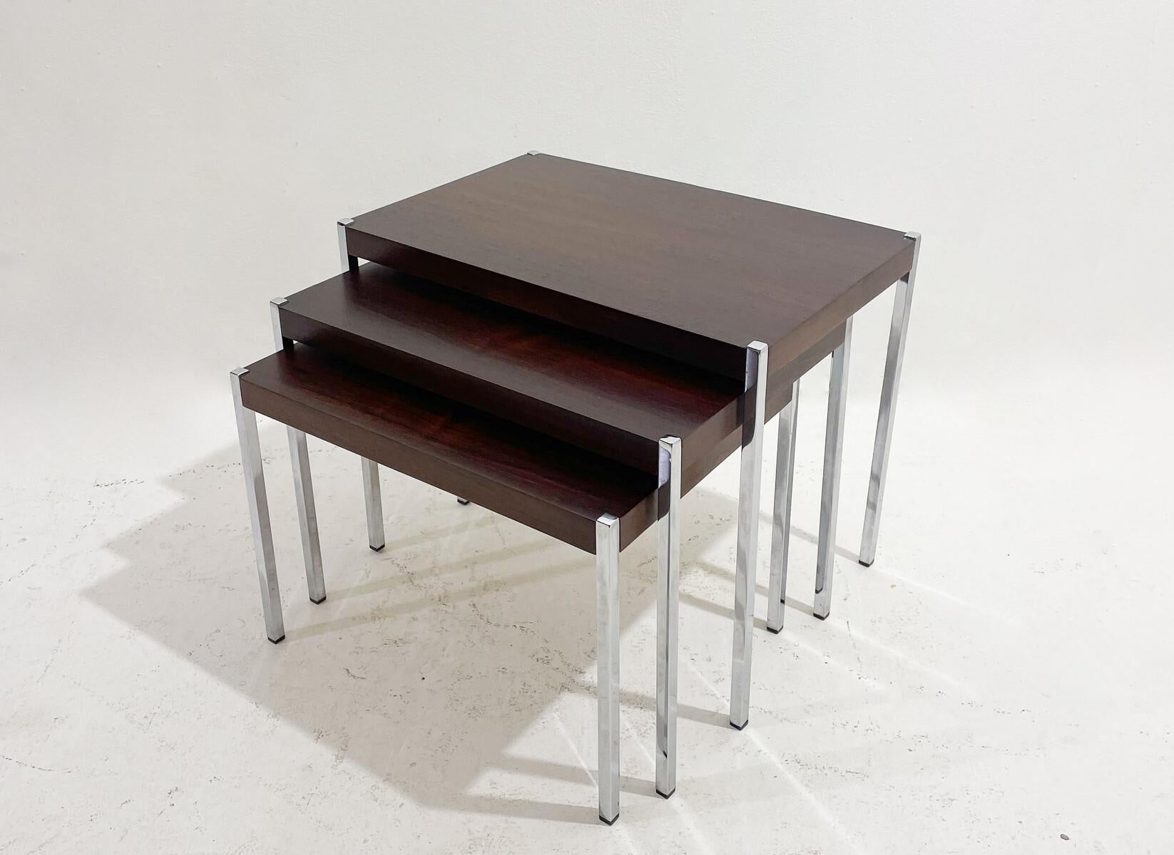 Mid-Century Modern Nesting Tables, 1970s For Sale 1