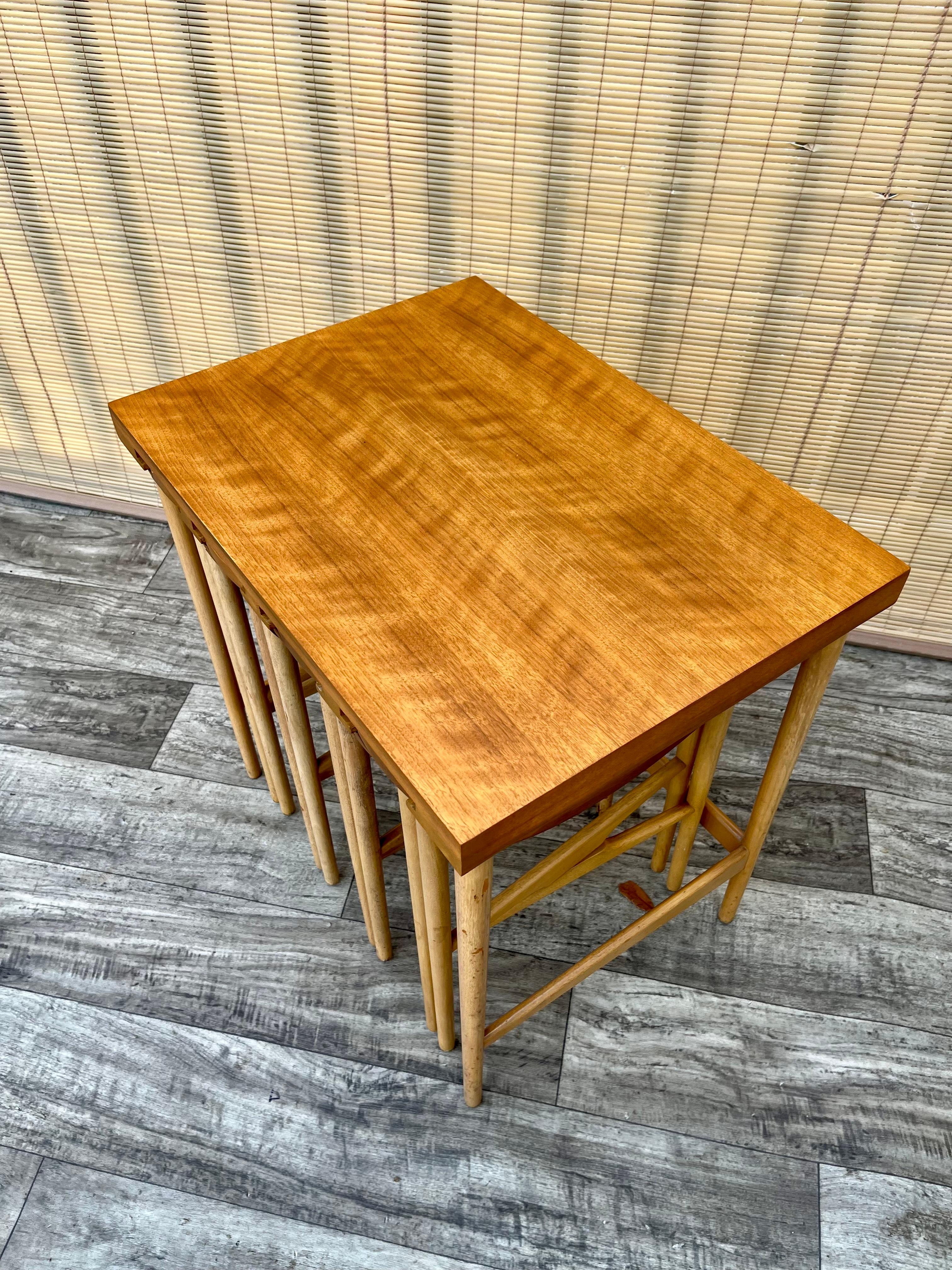 Mid Century Modern Nesting Tables by Bertha Schaefer for Singer and Sons.  For Sale 3