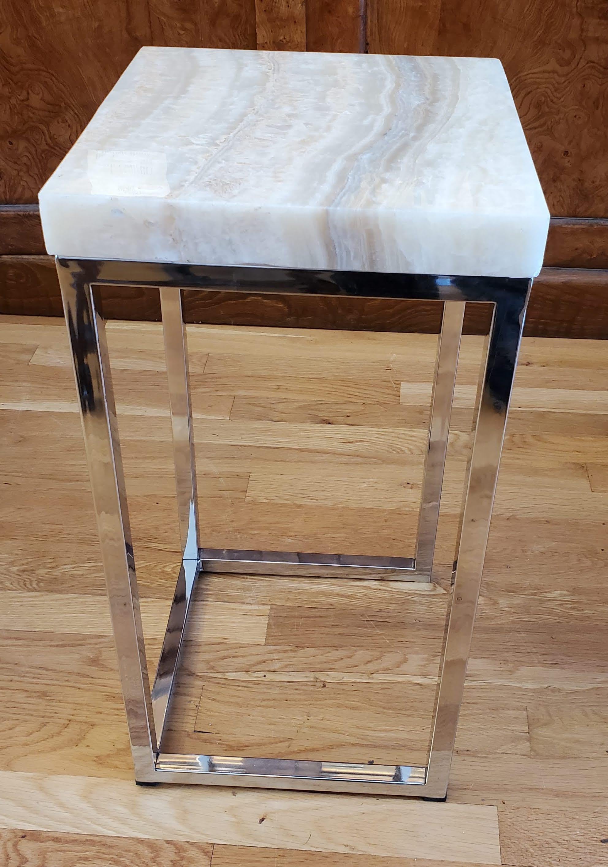 Mid-Century Modern Nesting Tables with White Onyx Tops and Chrome Legs For Sale 3