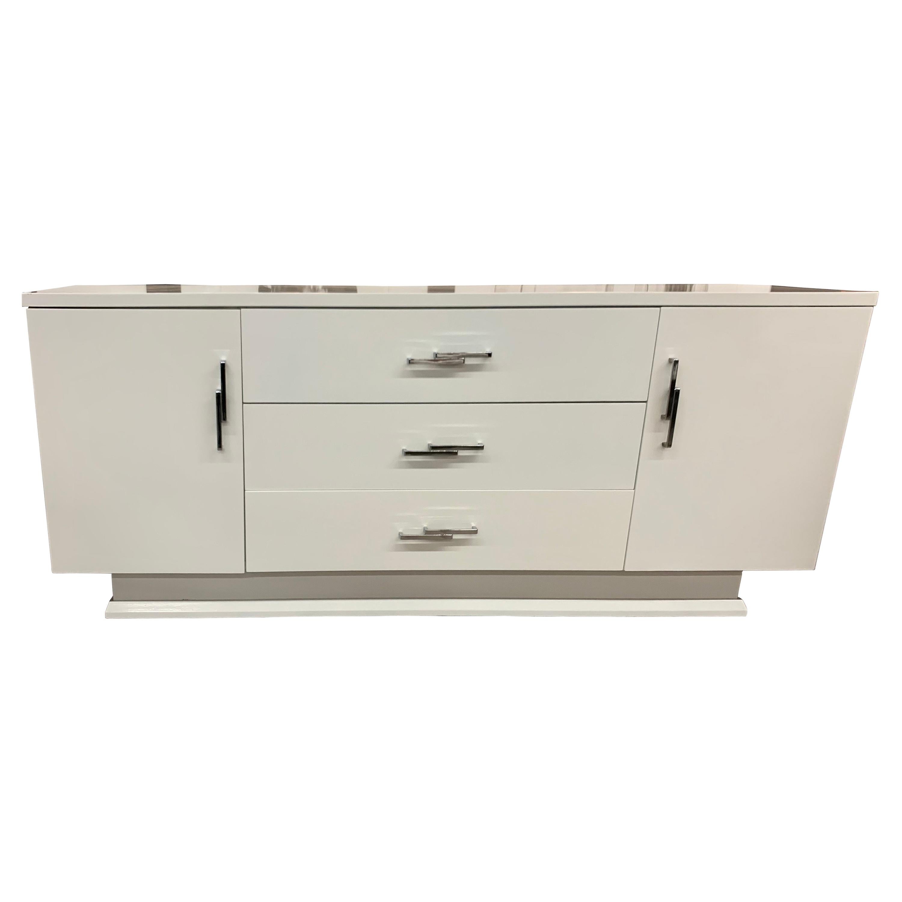 Mid-Century Modern Newly Lacquered White Server Buffet Sideboard Bar Credenza