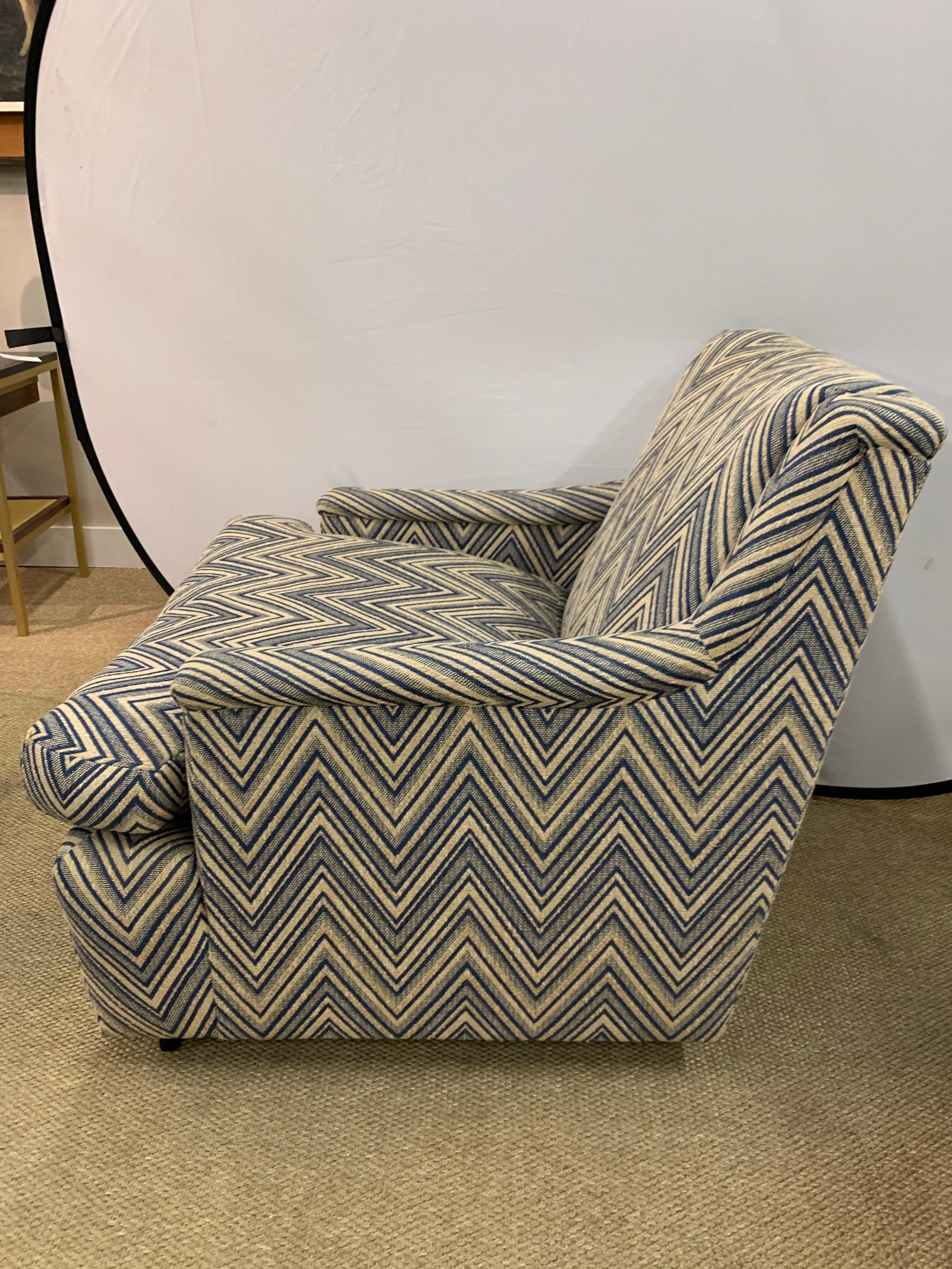 Mid-Century Modern Newly Upholstered Chevron Arm Chair Armchair In Good Condition In West Hartford, CT