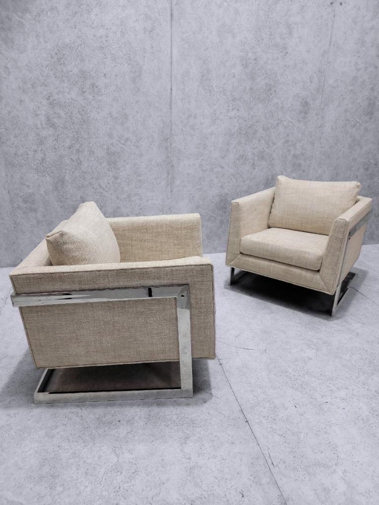 Paire de fauteuils club cantilever Milo Baughman récemment tapissés, de style moderne du milieu du siècle dernier Bon état - En vente à Chicago, IL