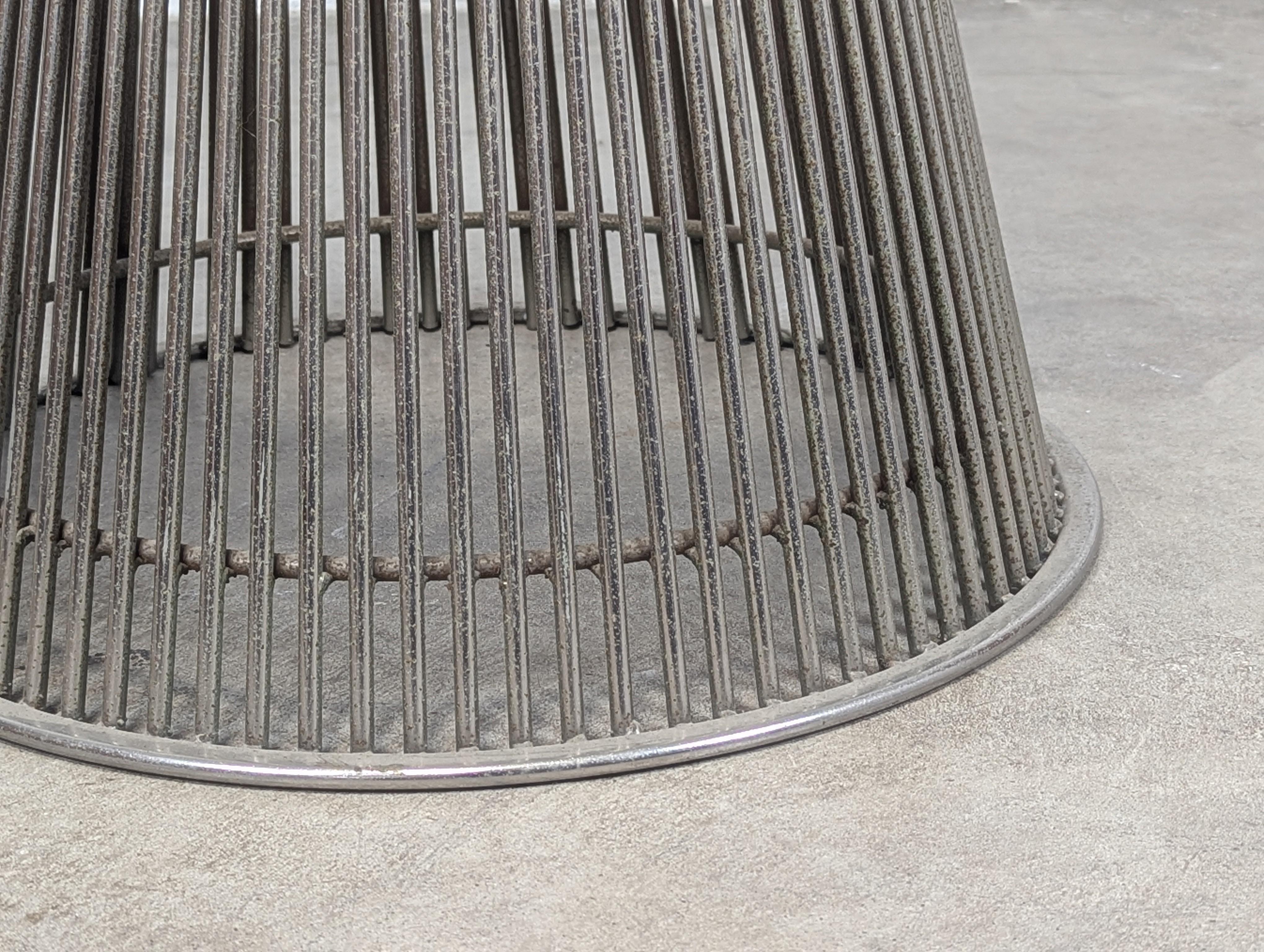 Métal Table de salle à manger moderne du milieu du siècle dernier par Warren Platner pour Knoll, c1970 en vente