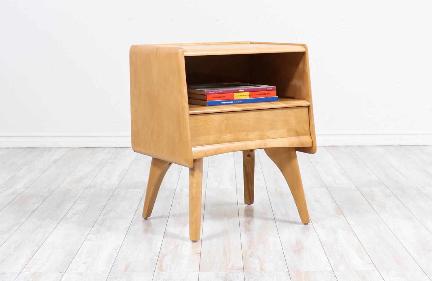 American Mid-Century Modern Nightstand by Heywood Wakefield