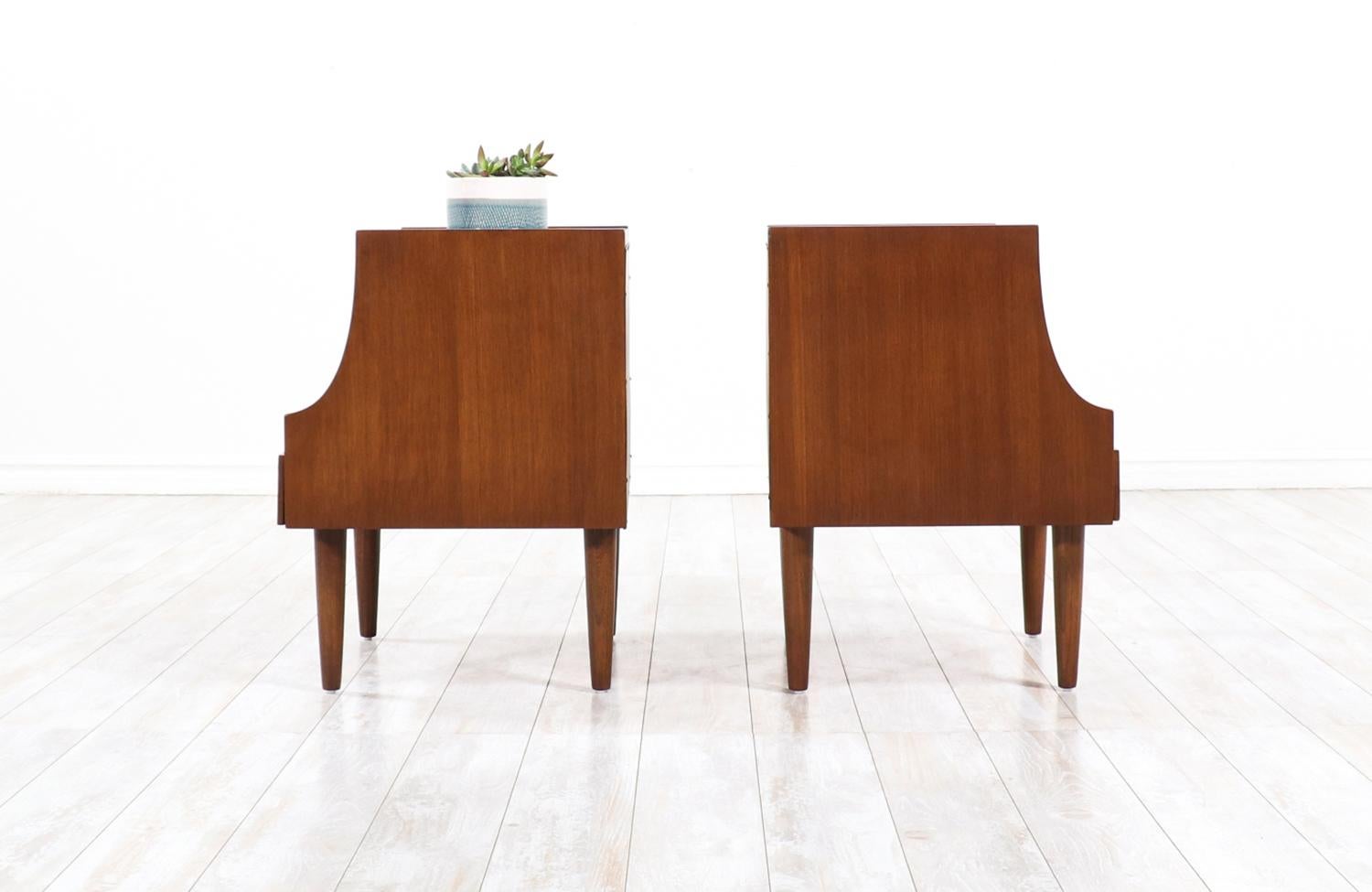 Mid-20th Century Expertly Restored - Mid-Century Modern Nightstands by American of Martinsville For Sale