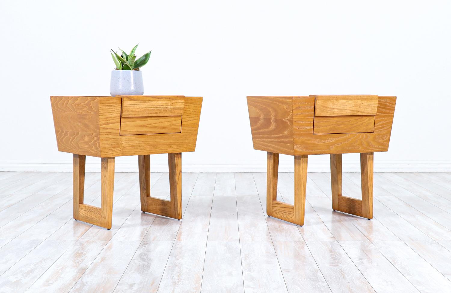 Mid-Century Modern night stands by Paul Laszlo for Brown Saltman.