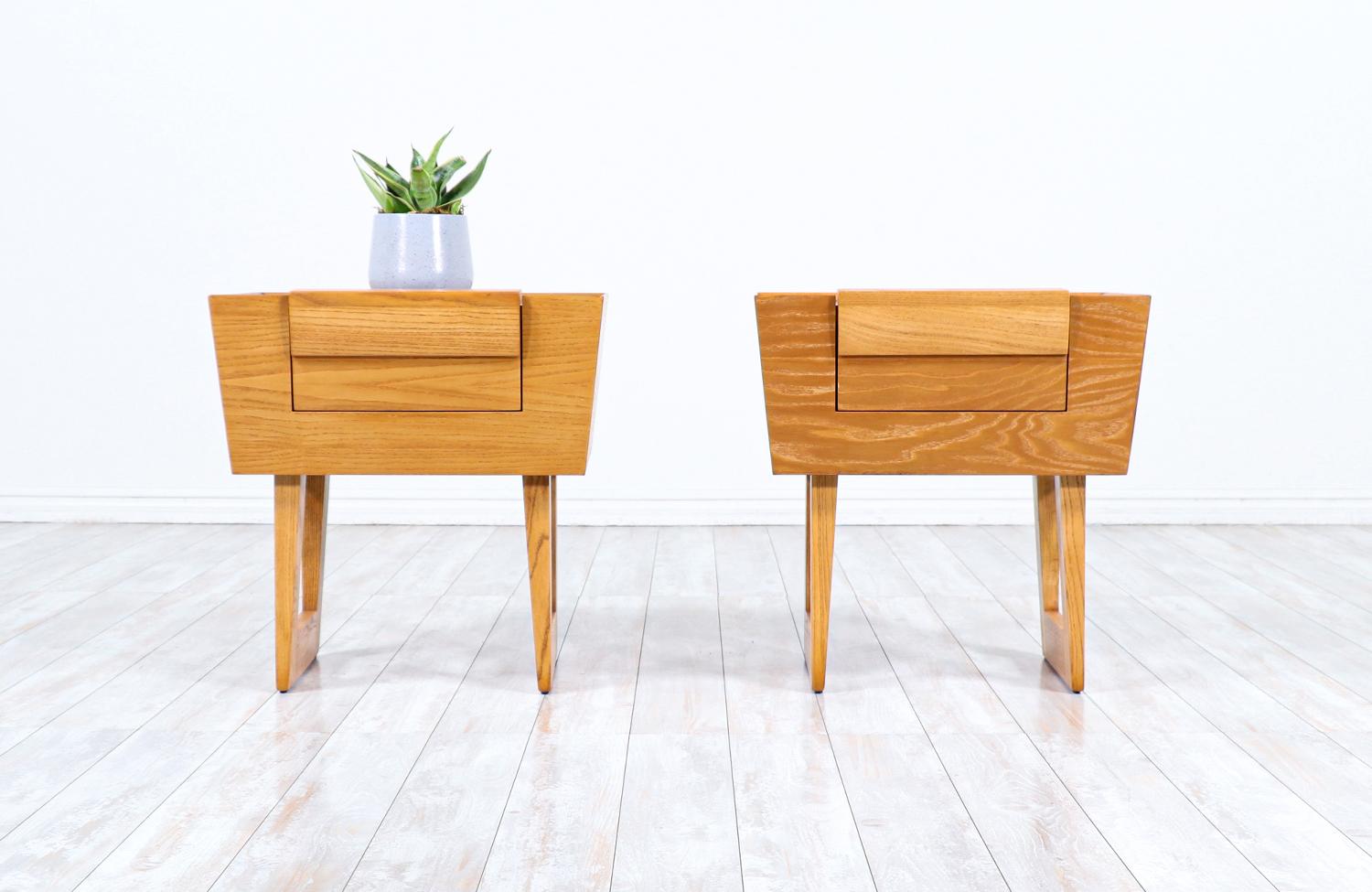 American Mid-Century Modern Night Stands by Paul Laszlo for Brown Saltman