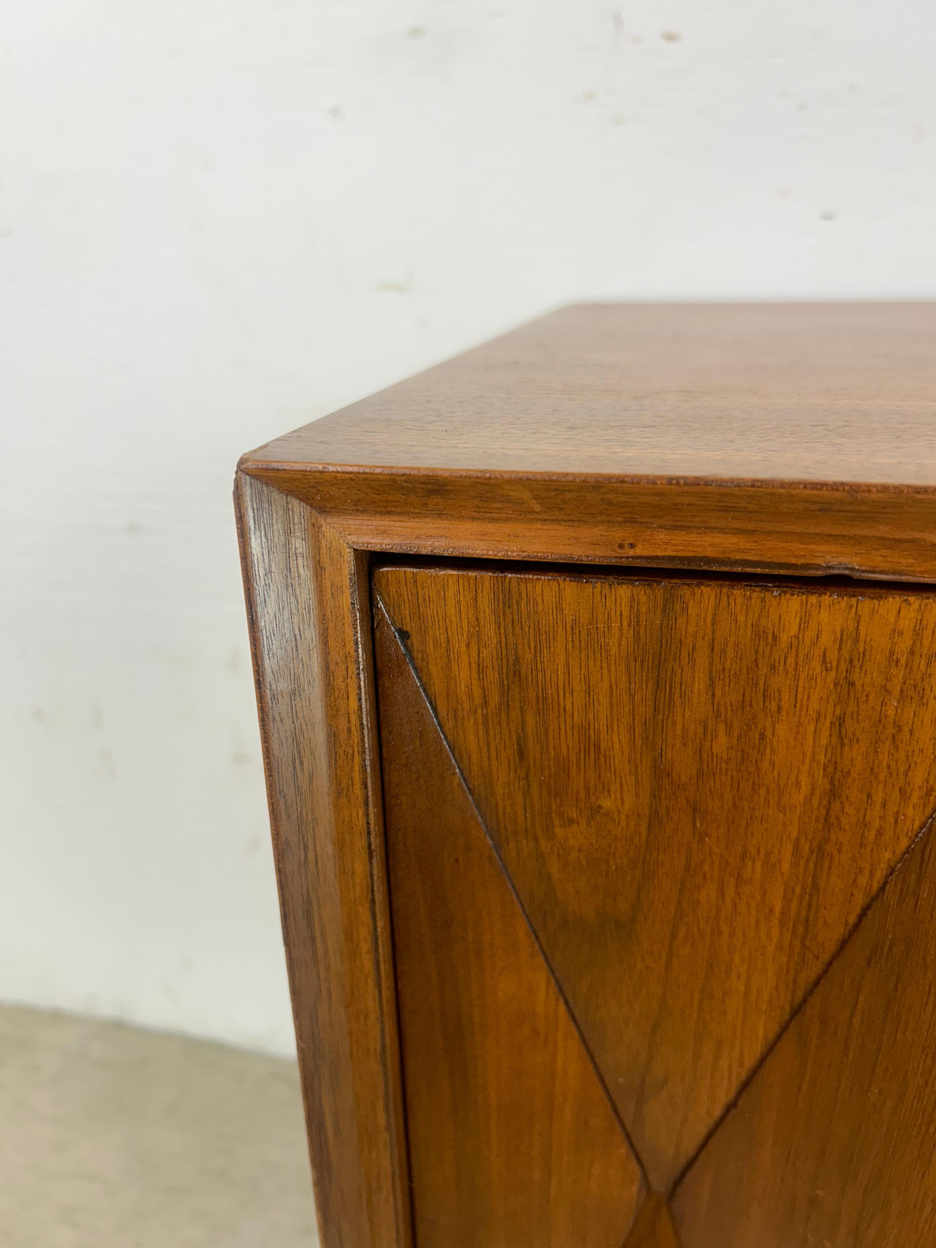 Mid Century Modern Nightstand by Albert Parvin for American of Martinsville For Sale 10