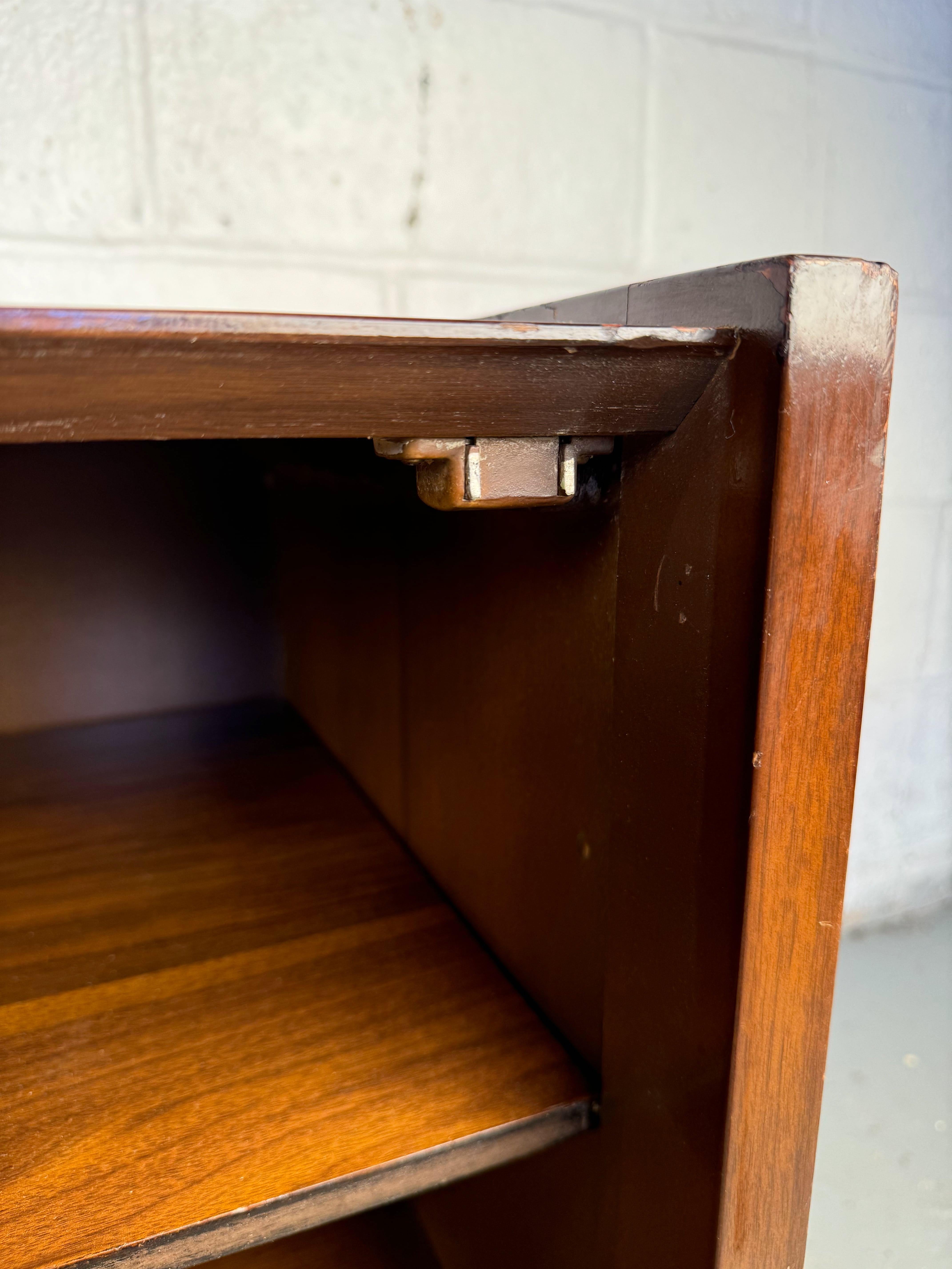 Mid-Century Modern Nightstand by Hoke Wood Products 6