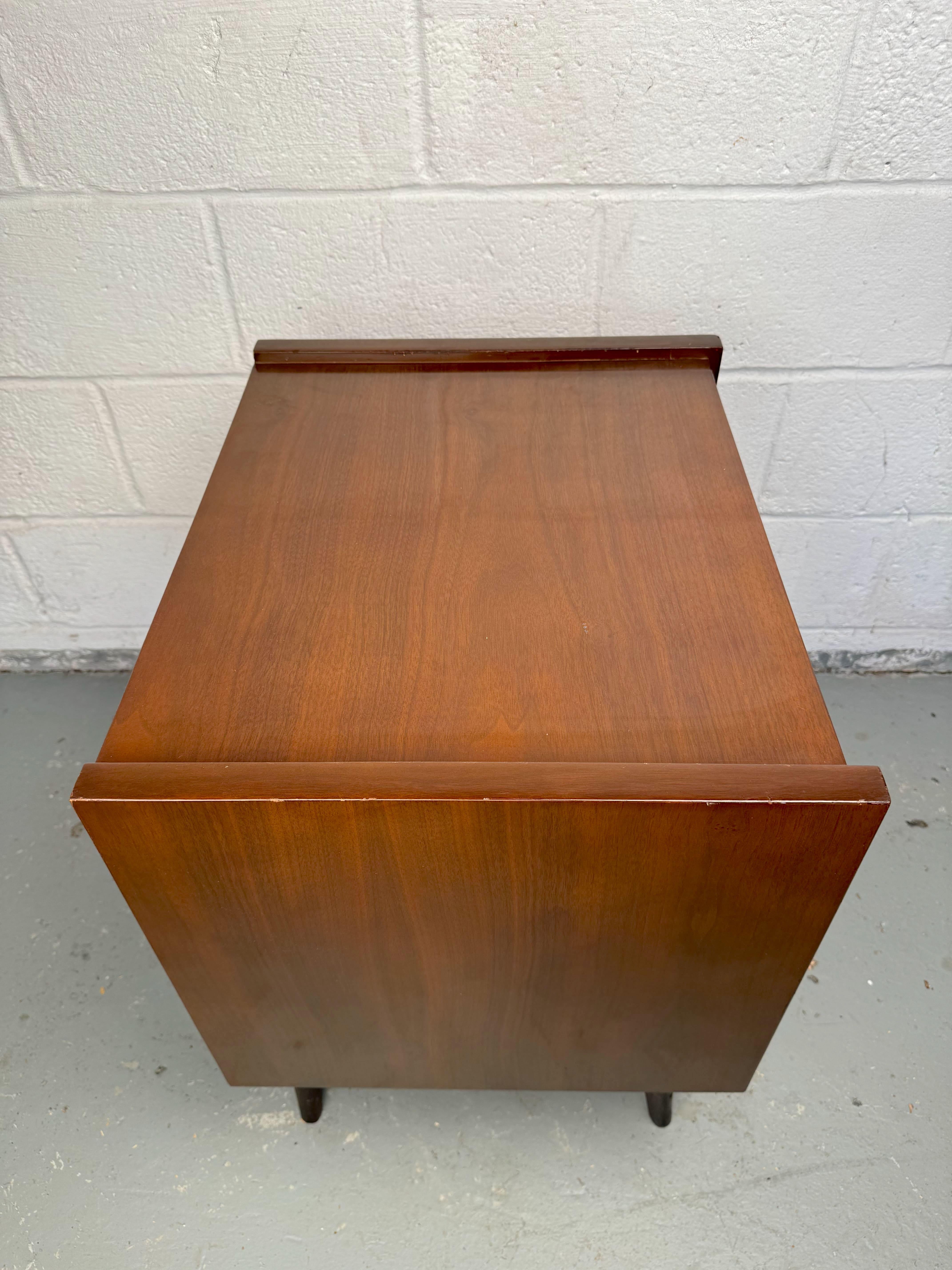 Mid-Century Modern Nightstand by Hoke Wood Products 8