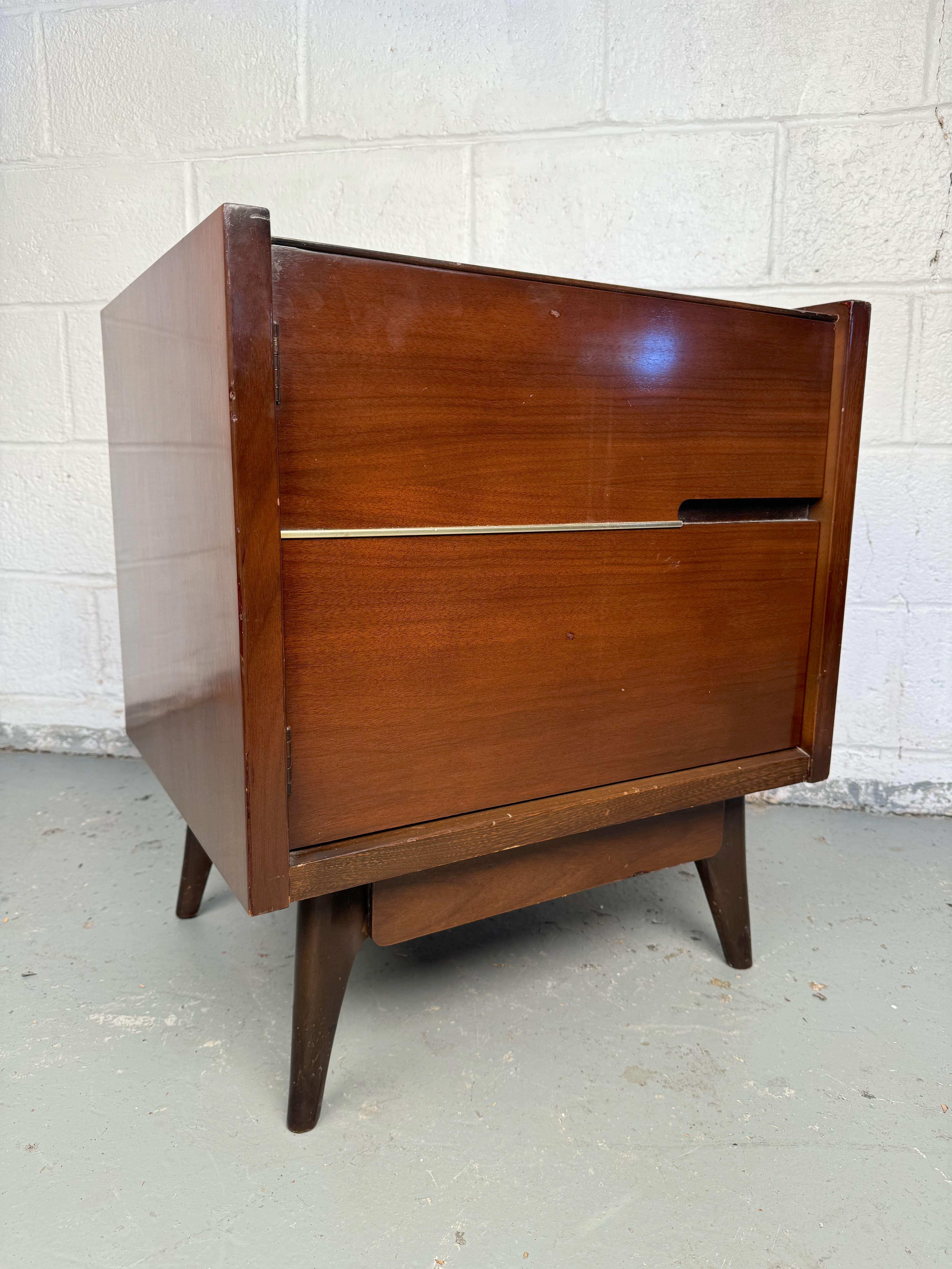 American Mid-Century Modern Nightstand by Hoke Wood Products