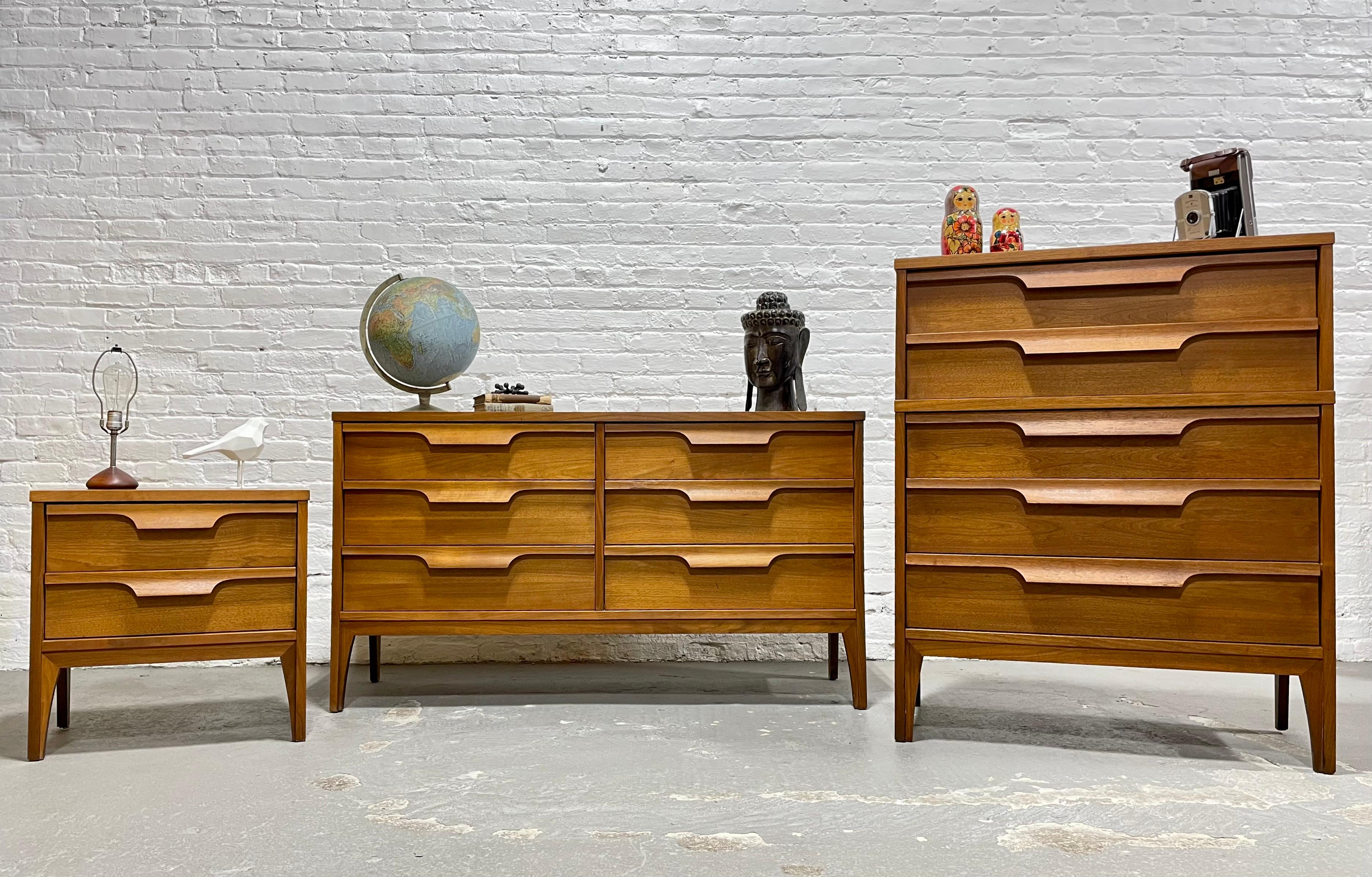 Mid Century Modern NIGHTSTAND by Johnson Carper, c. 1960's 5