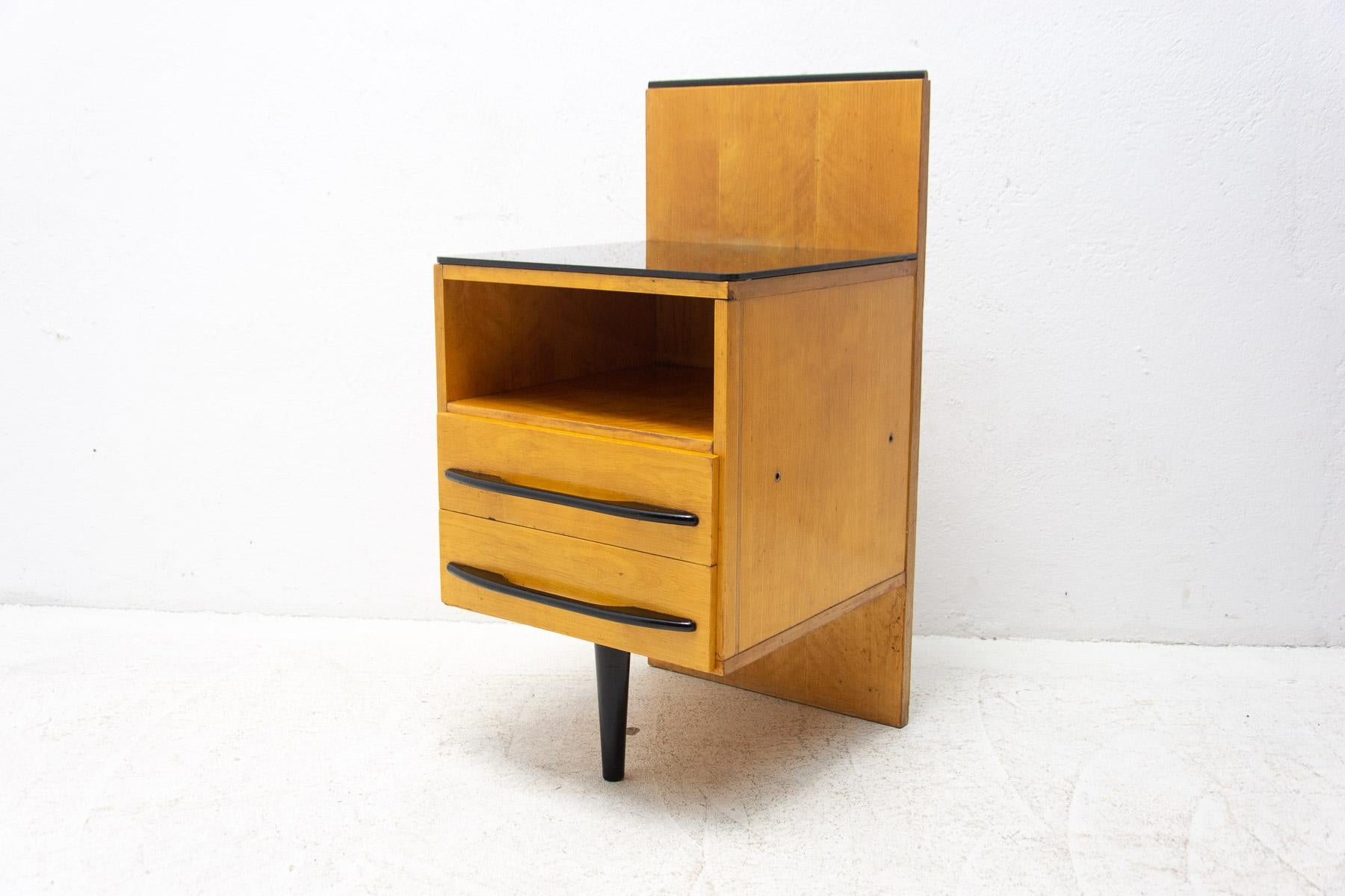 Mid-Century Modern Nightstand by Mojmír Požár, 1960´s, Czechoslovakia 9