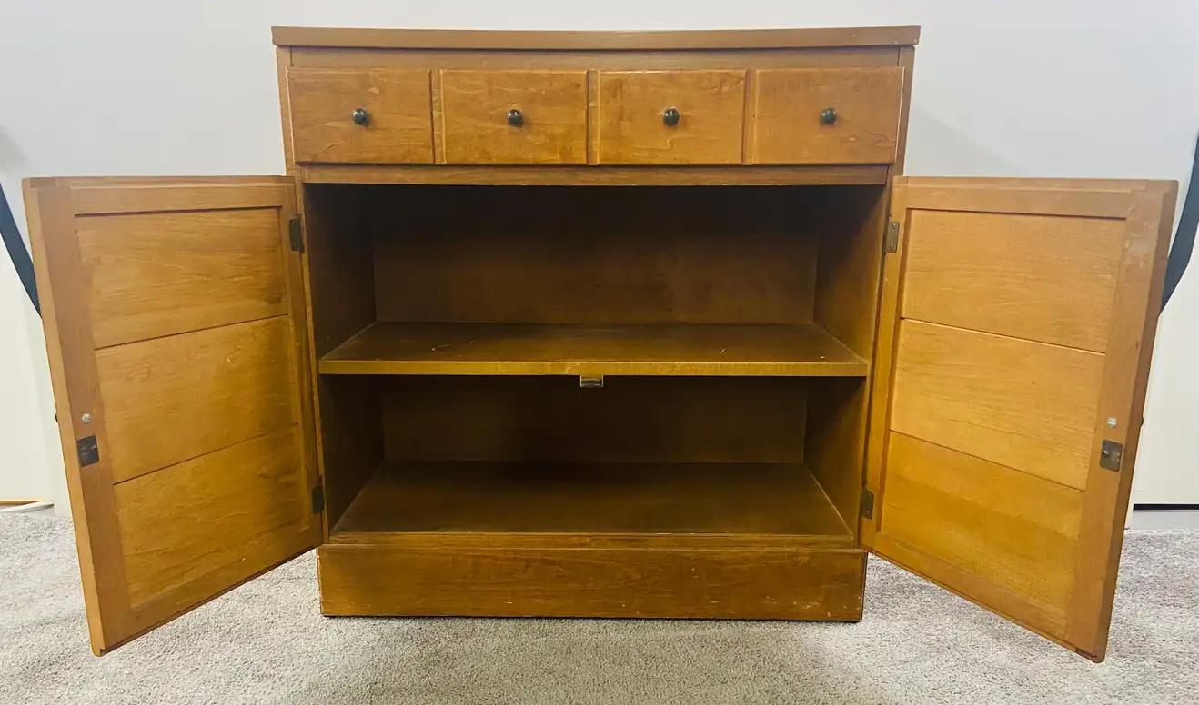Mid Century Modern nightstand, chest or cabinet For Sale 4