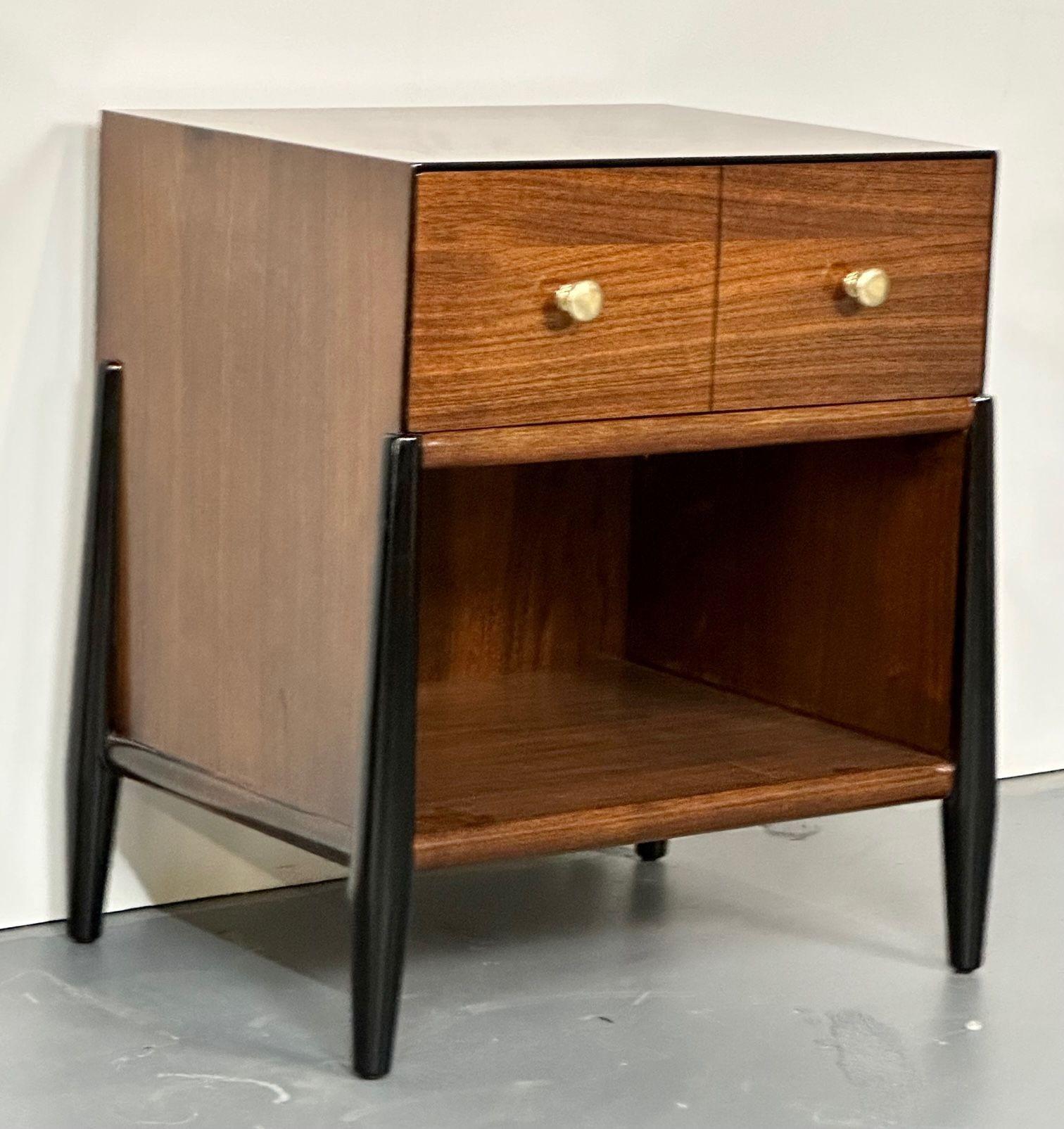 Mid Century Modern Nightstand, End Table, West Michigan Furniture Co. Ebony, Walnut, Metz
One part of a stunning bedroom set. Fully refinished, fine grained walnut with ebonized columns and restored bronze drawer pulls. This lovely, sleek and