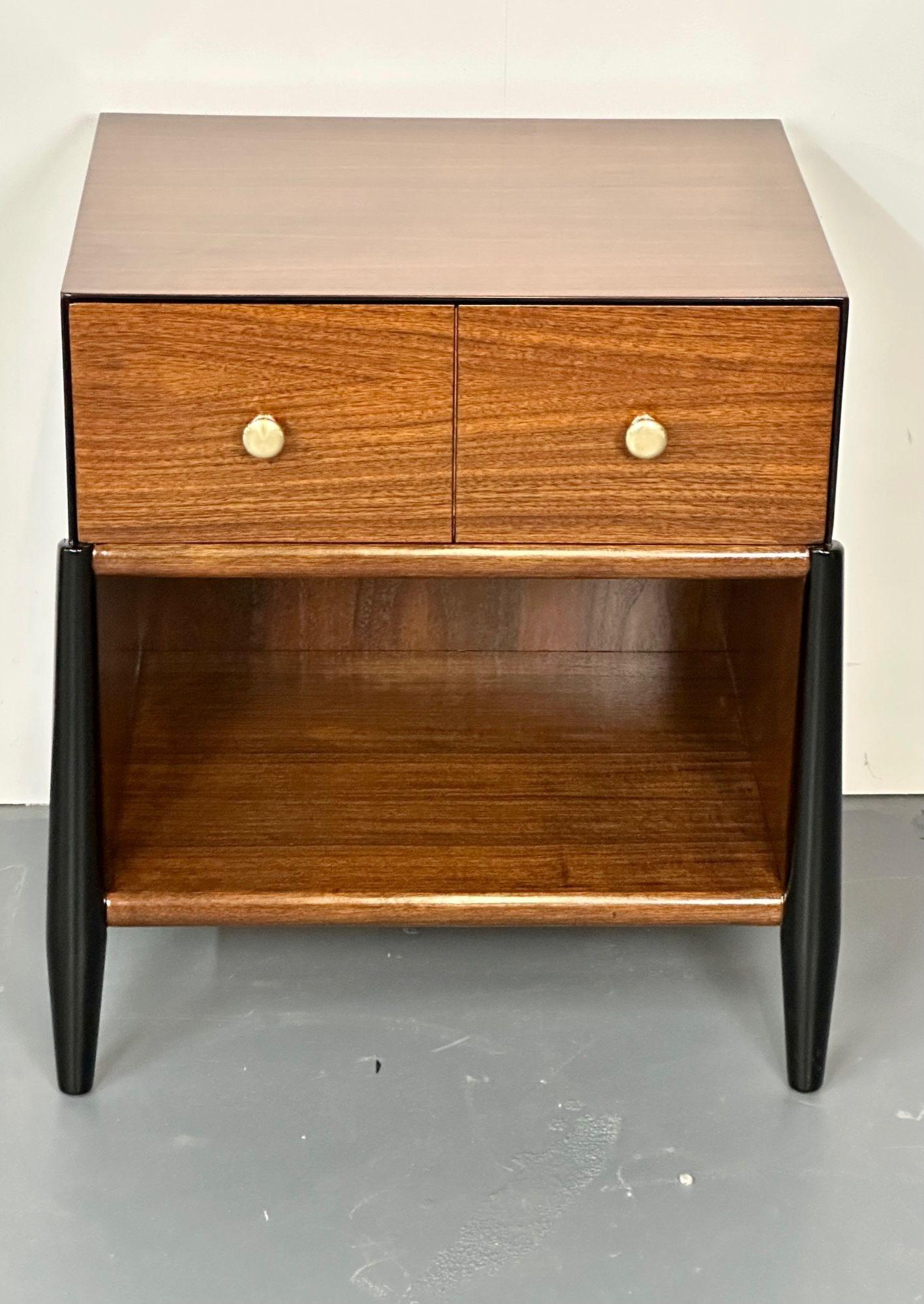 Wood Mid-Century Modern Nightstand, End Table, West Michigan Furniture Co Frank Metz For Sale