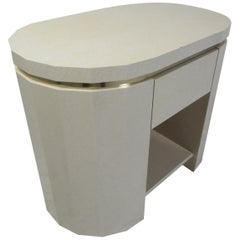 Comodino moderno del Medioevo