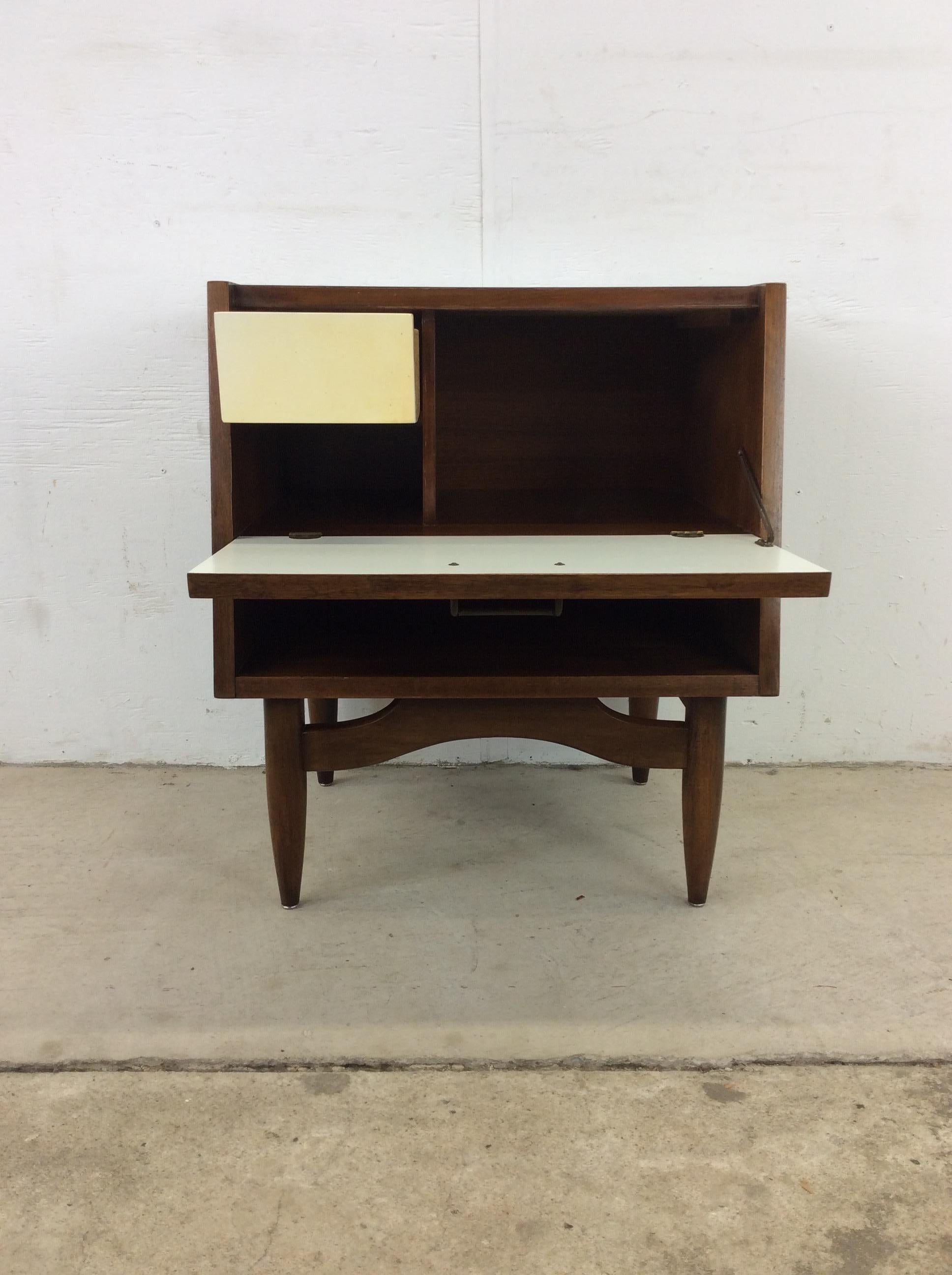 Mid-Century Modern Nightstand from Dania Series by American of Martinsville For Sale 2