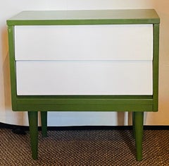 Mid-Century Modern Nightstand or Lamp Table, a Pair