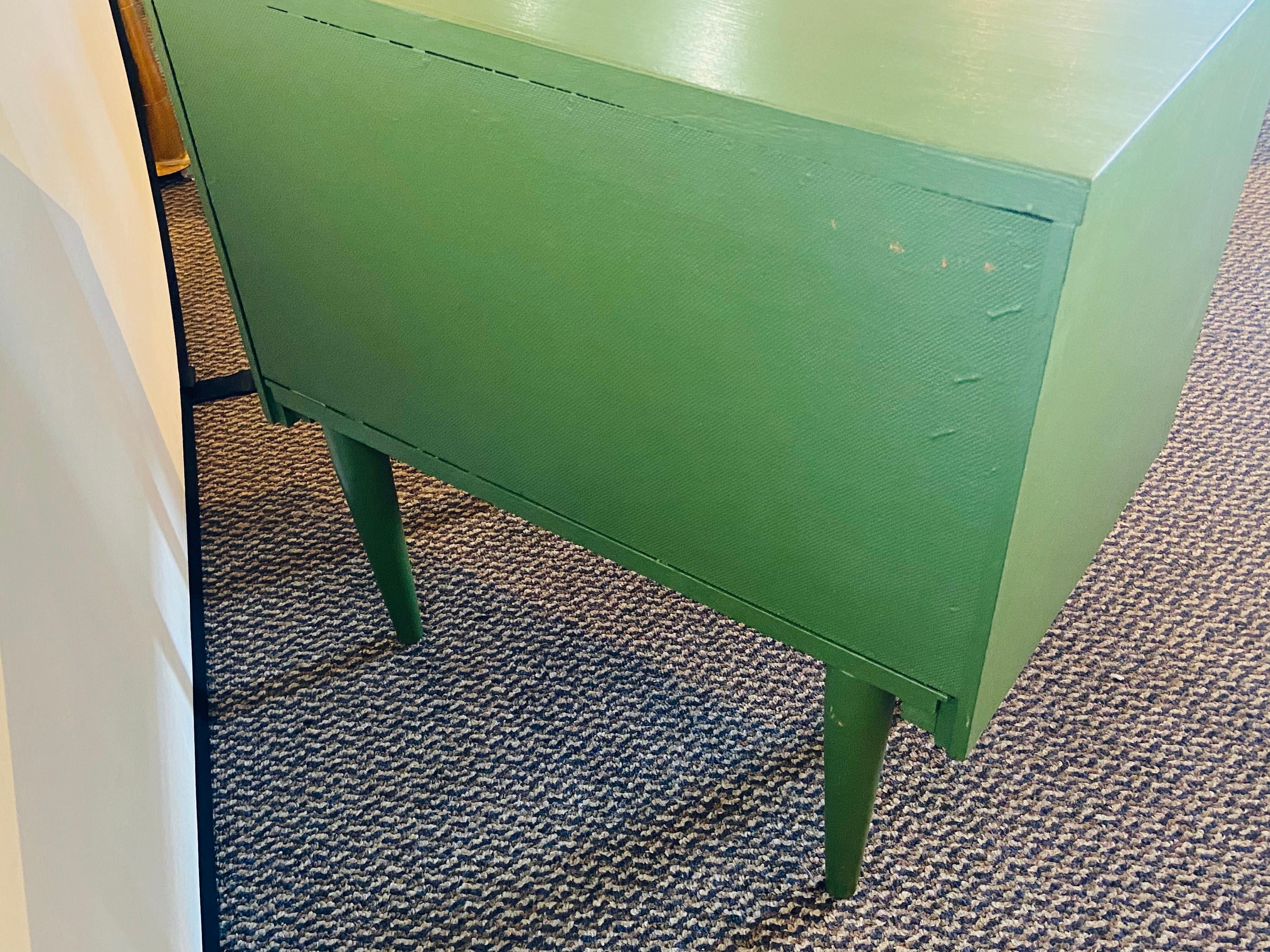 Mid-20th Century Mid-Century Modern Nightstand or Lamp Table, a Pair