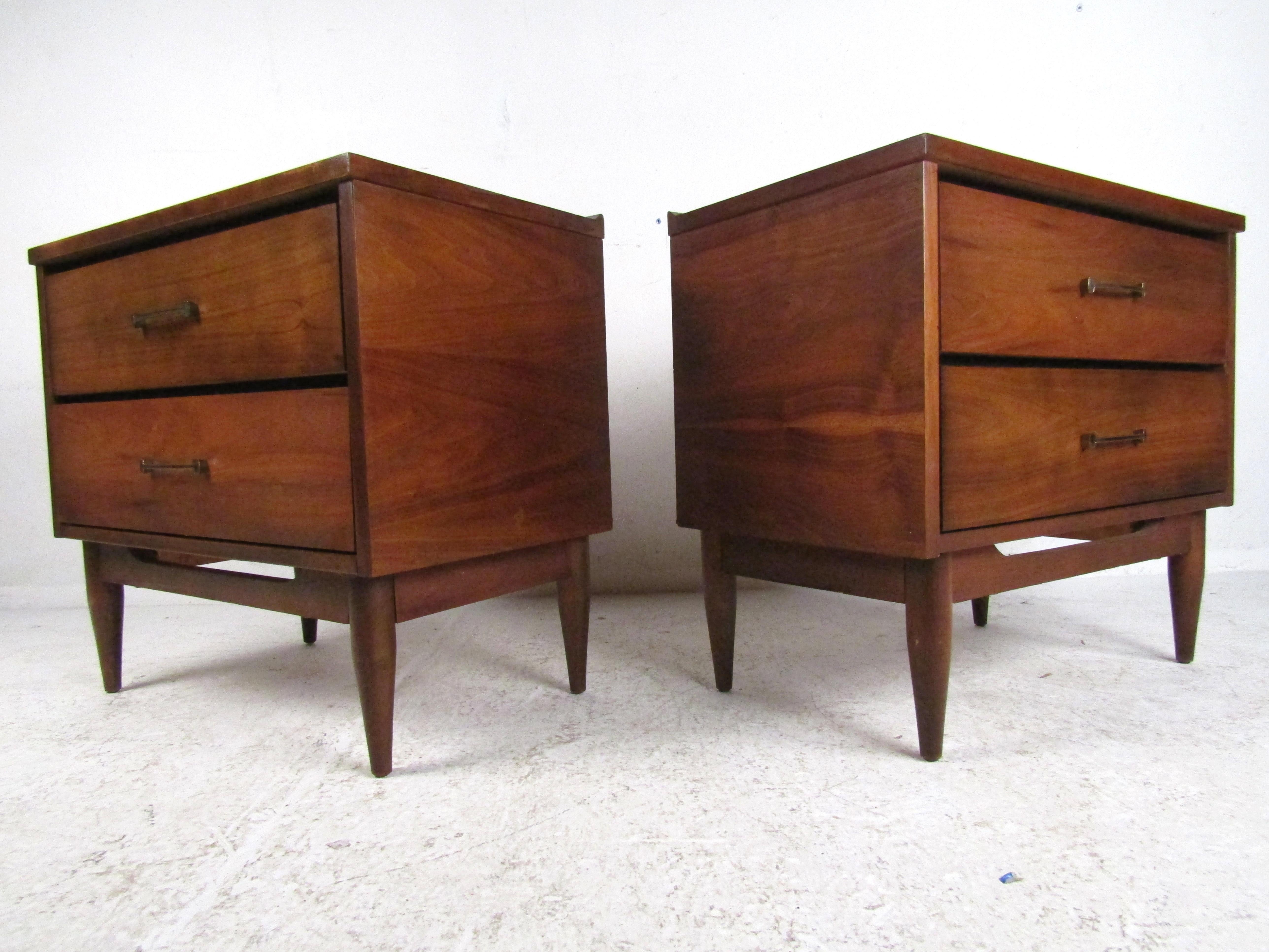 20th Century Mid-Century Modern Nightstands, a Pair