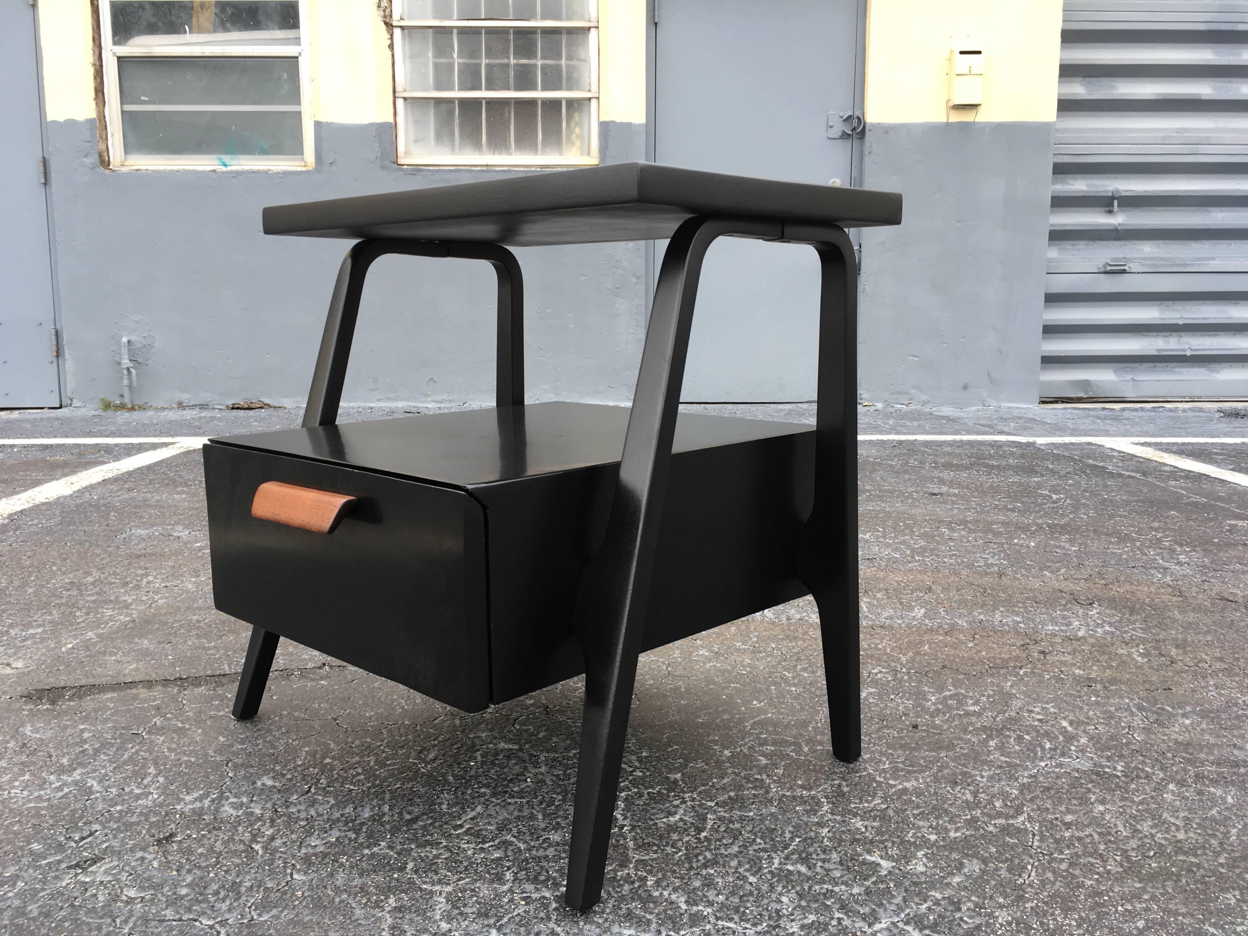 Mid-Century Modern Nightstands End Tables 3