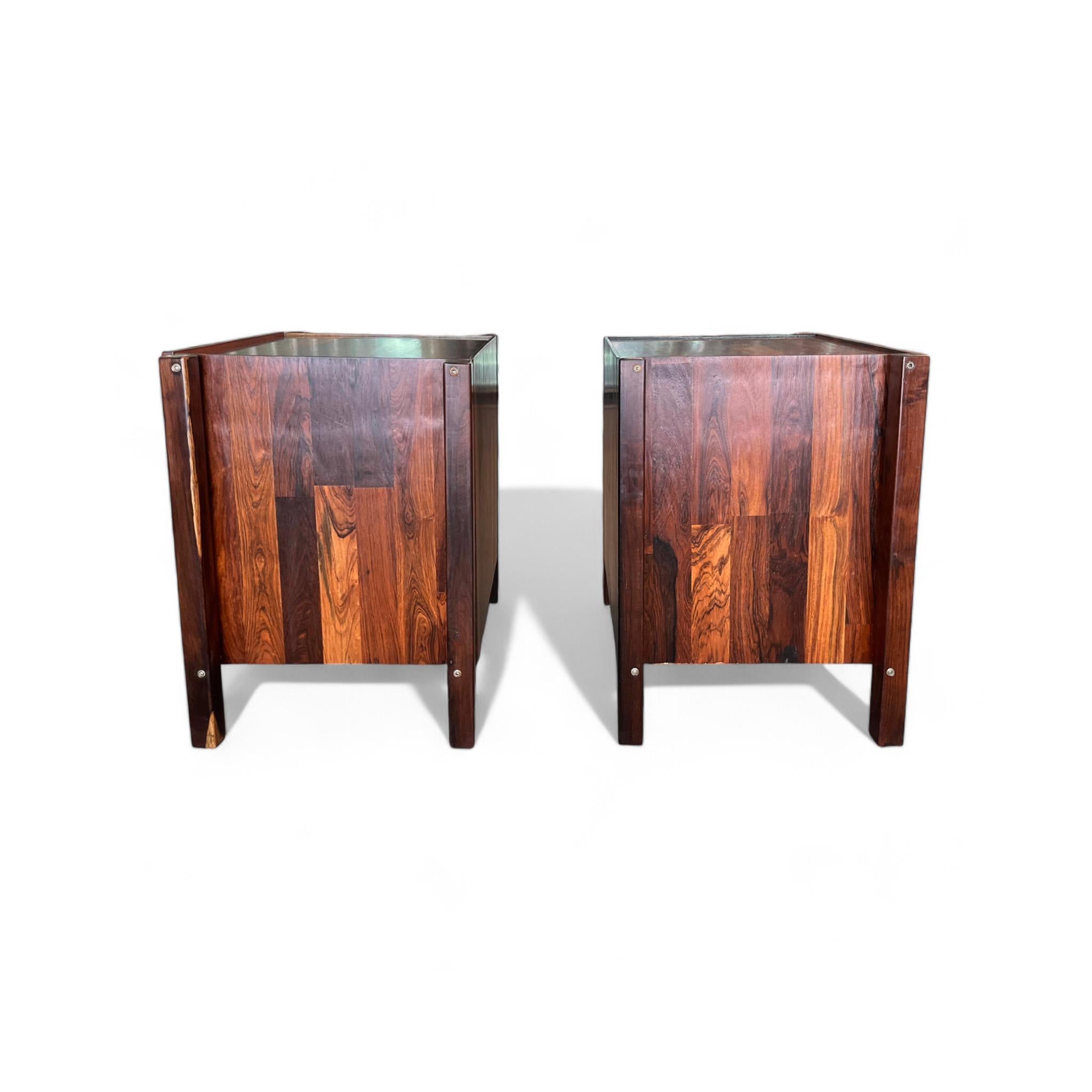 Mid Century Modern Nightstands File Cabinet pair Hardwood Jorge Zalszupin 1960 In Good Condition For Sale In New York, NY