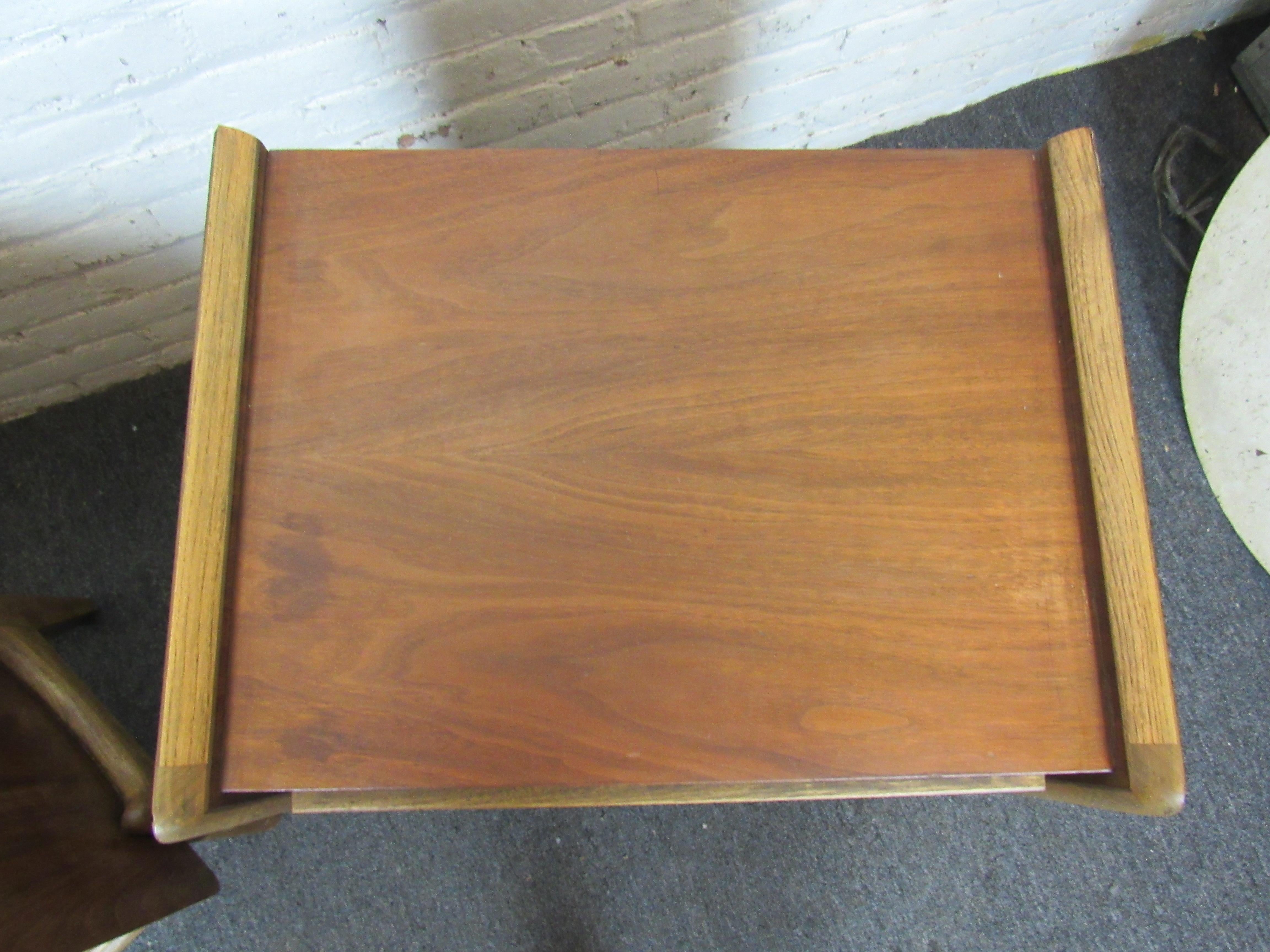 20th Century Mid-Century Modern Nightstands