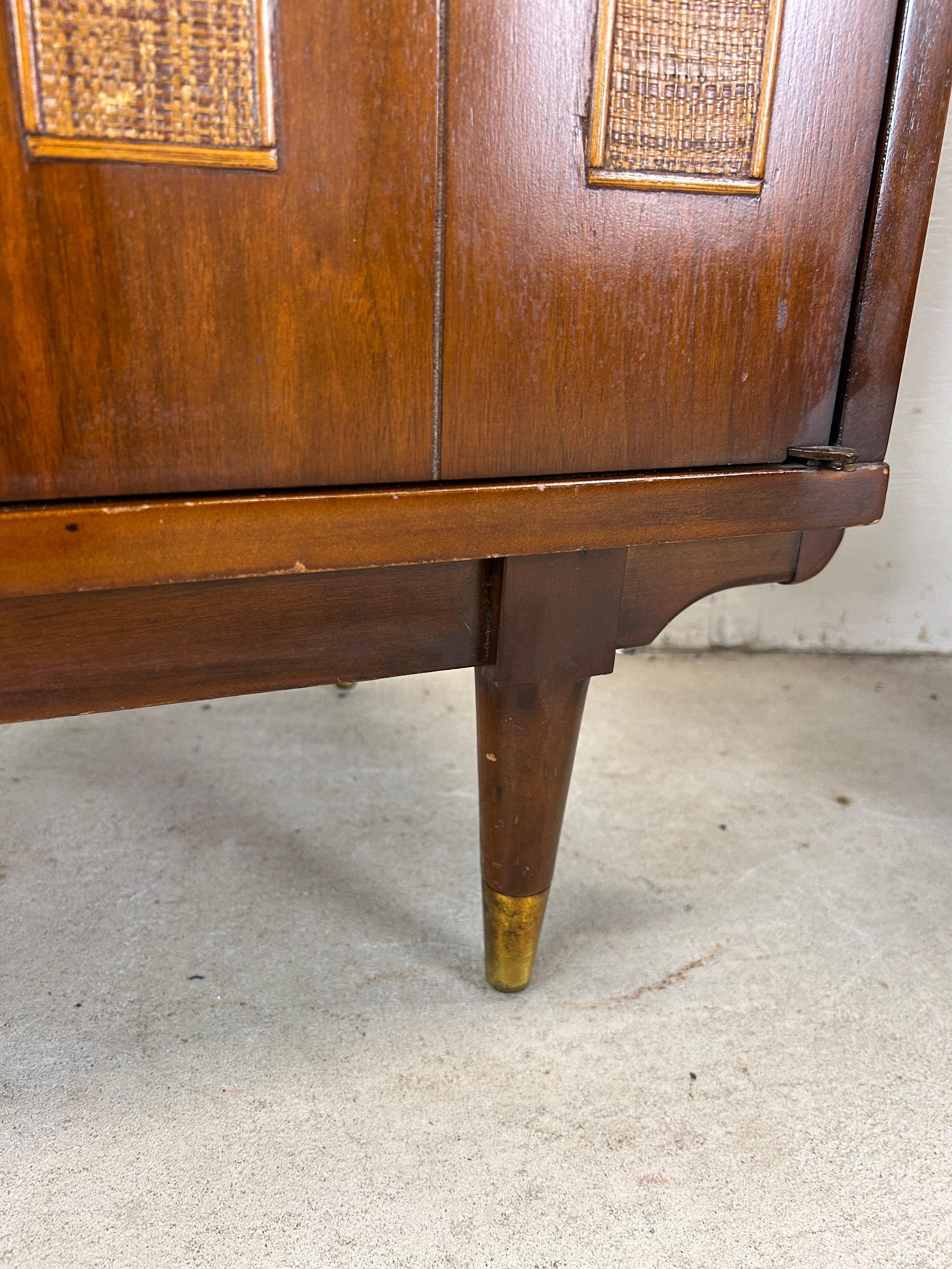 Mid Century Modern Nightstands with Cane Front & Brass Hardware For Sale 8