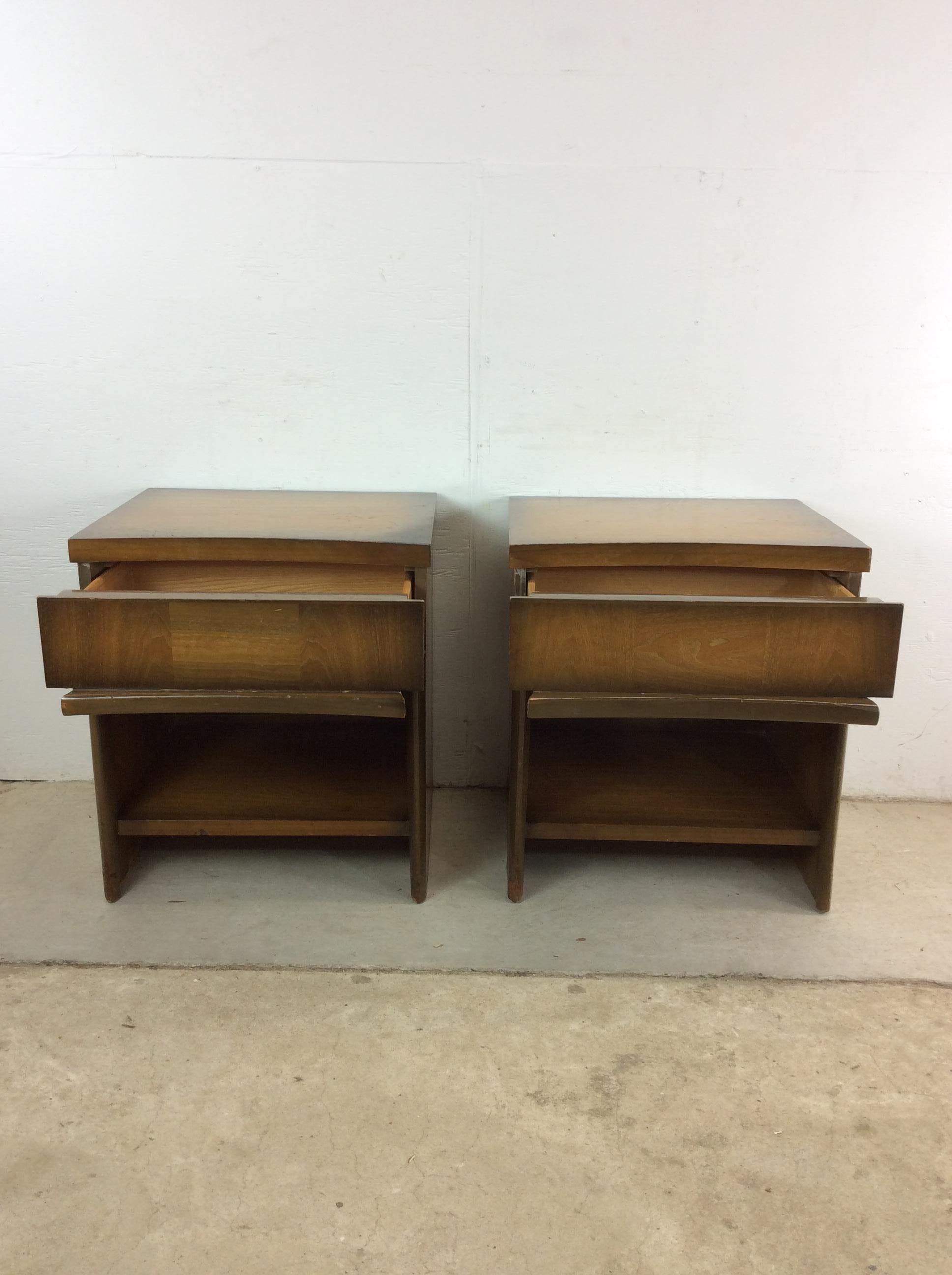 Mid Century Modern Nightstands with One Drawer & Sled Legs - A Pair For Sale 7