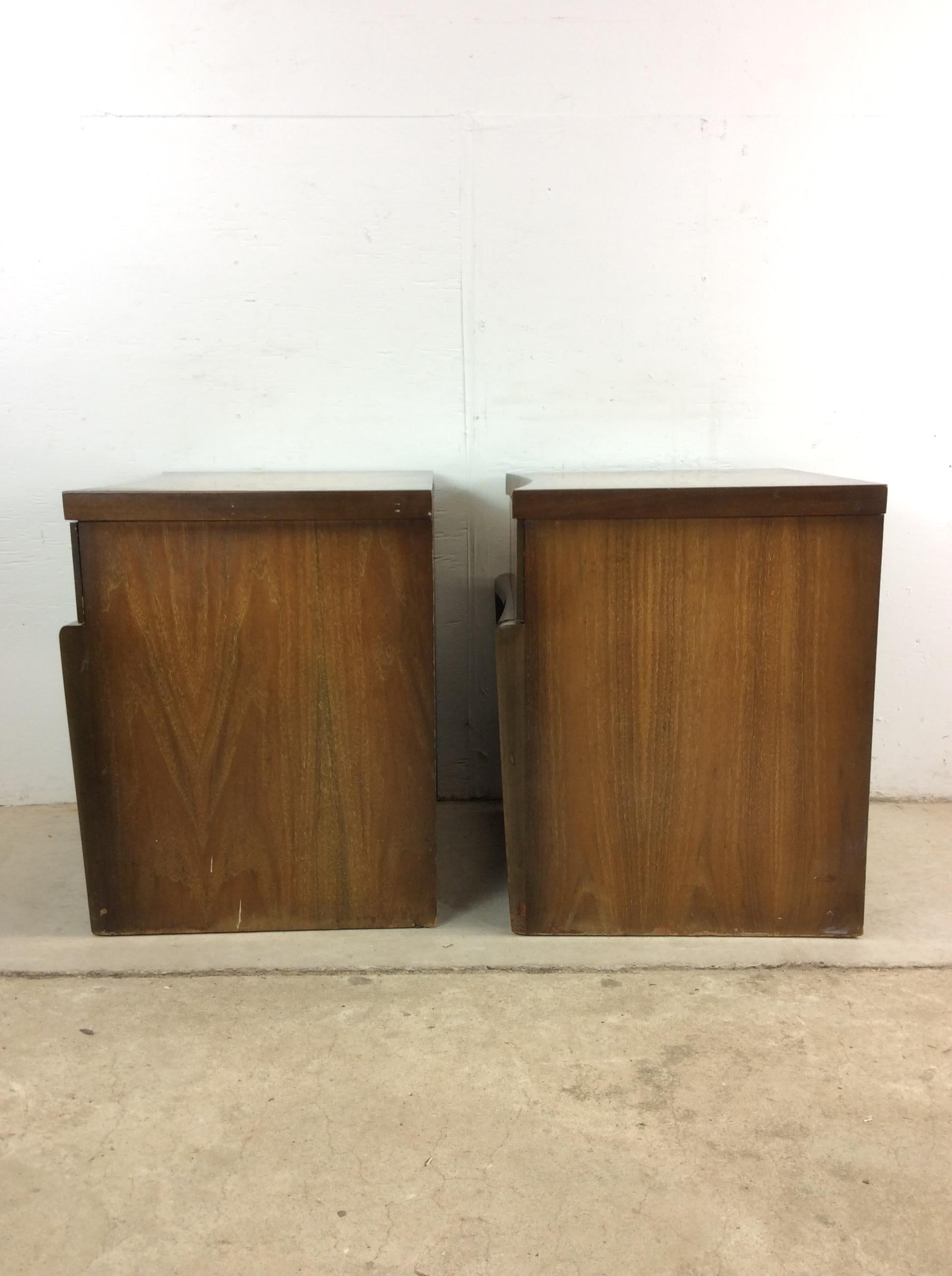 Mid Century Modern Nightstands with One Drawer & Sled Legs - A Pair For Sale 10
