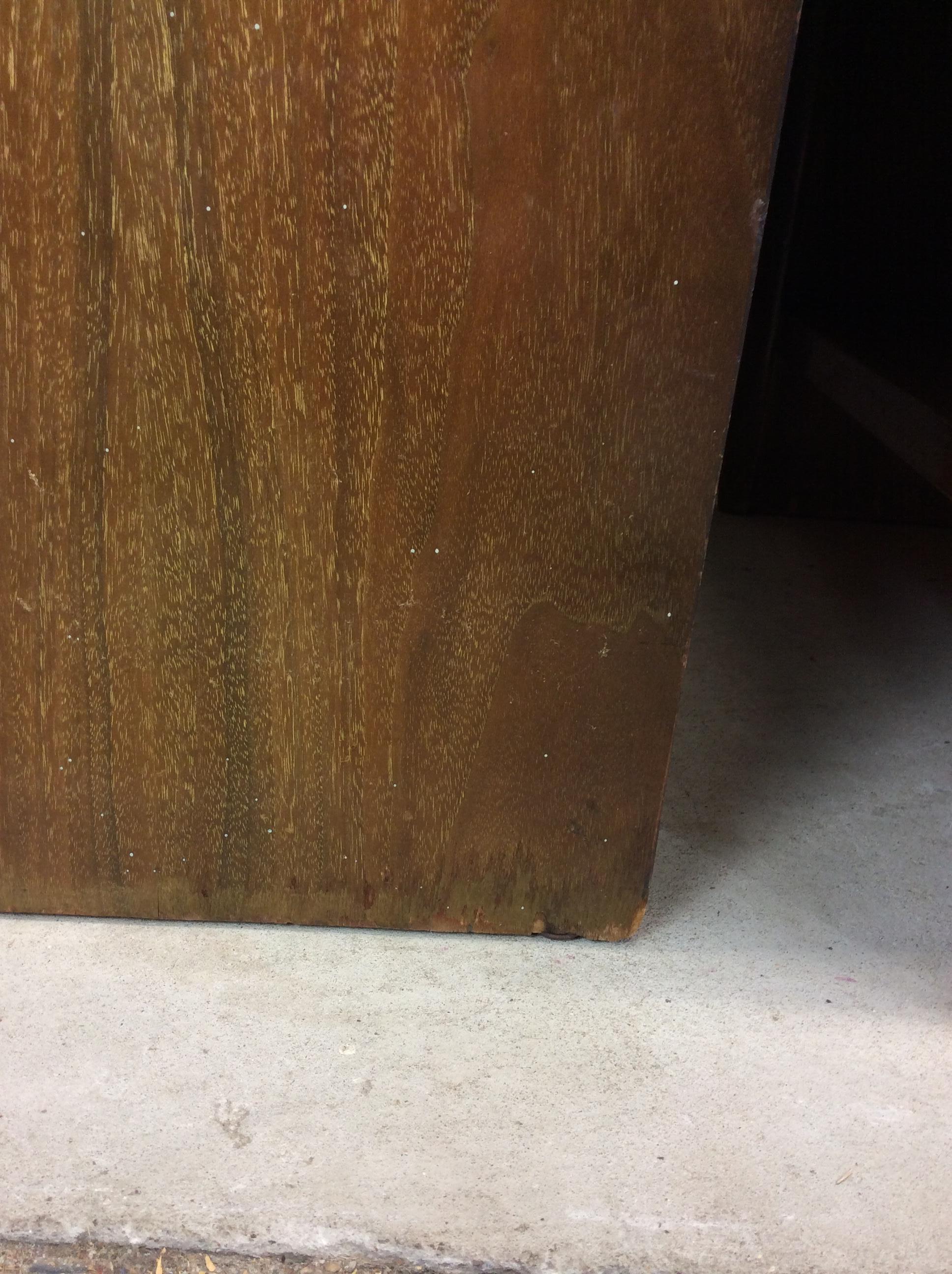 Mid Century Modern Nightstands with One Drawer & Sled Legs - A Pair For Sale 11