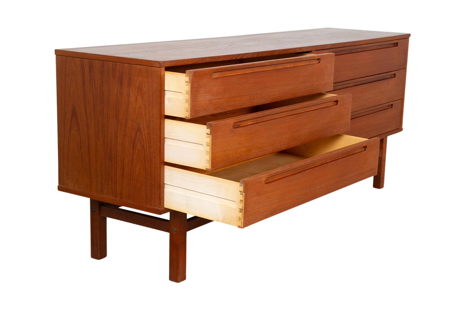 Mid-Century Modern Nils Jonsson for HJN Mobler Danish Teak Dresser For Sale 1