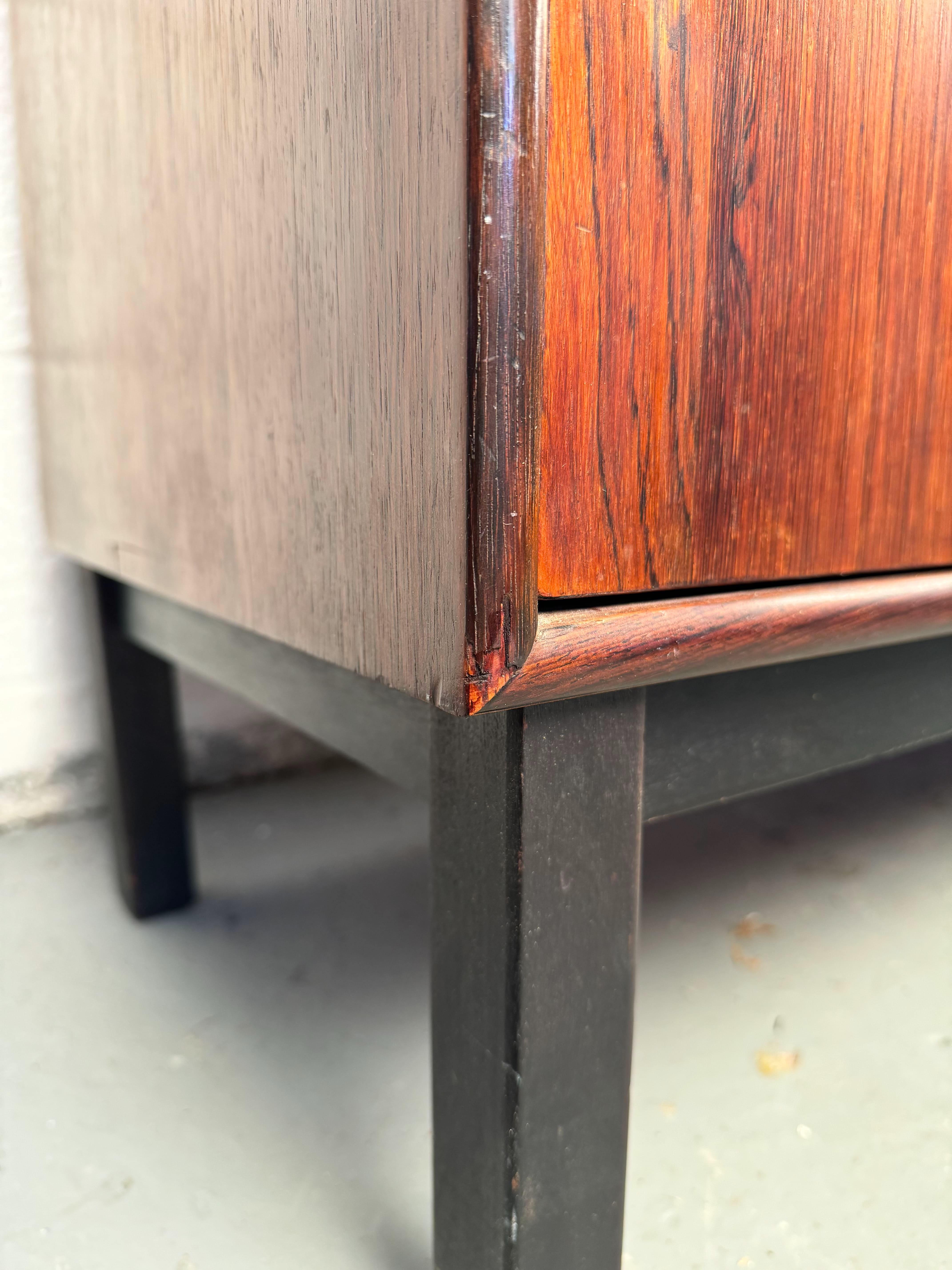 Mid-Century Modern Nine Drawer Rosewood Dresser 10