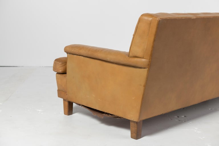 Mid-Century Modern Norell Sofa with Original Buffalo Cognac Leather For Sale 4