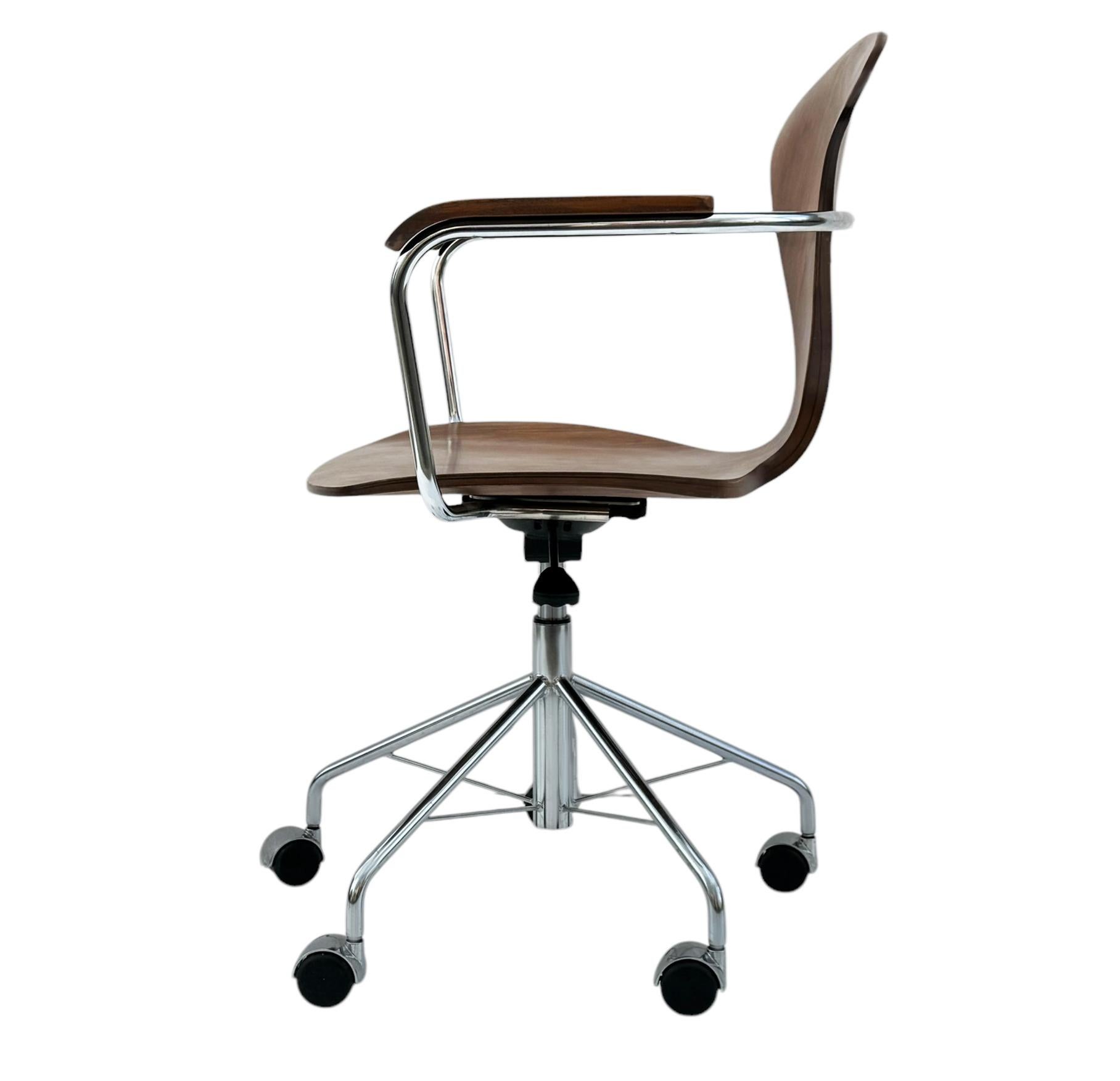 Mid-Century Modern Norman Cherner for Plycraft Office Chair or Task Chair 1