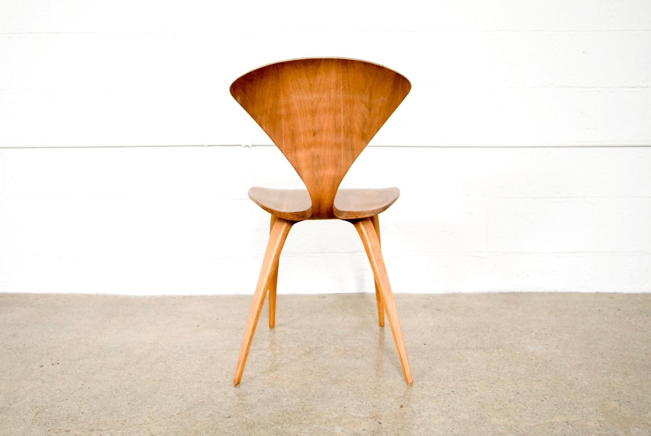 Walnut Mid-Century Modern Norman Cherner for Plycraft Wood Side Chair, 1960s For Sale
