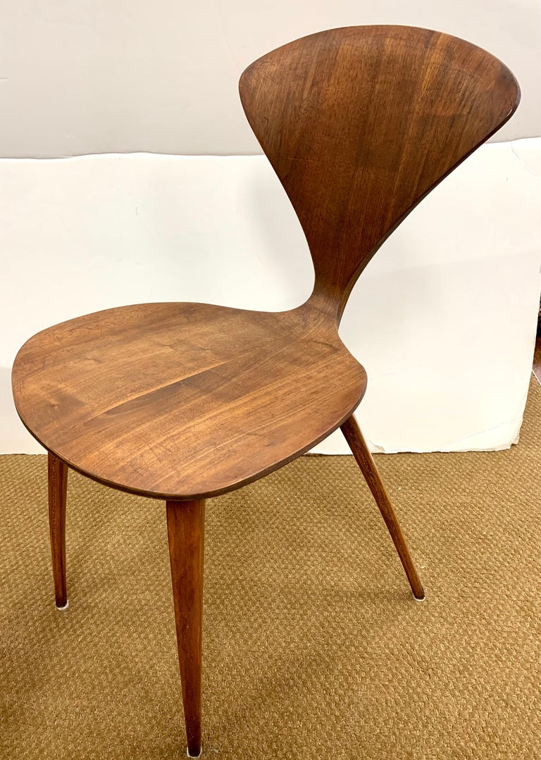 Mid-Century Modern Norman Cherner Walnut Plycraft Chairs, Pair For Sale 3