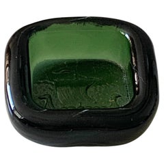 Süßspeisen-Schale in Form eines Wikingerschiffs aus grünem Glas im Mid-Century-Modern-Stil, norwegische Herstellung, von Richard Dubor