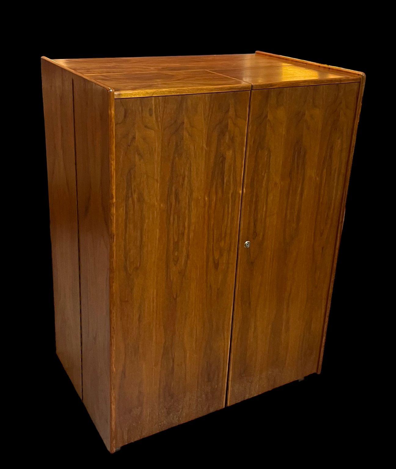 accordion desk