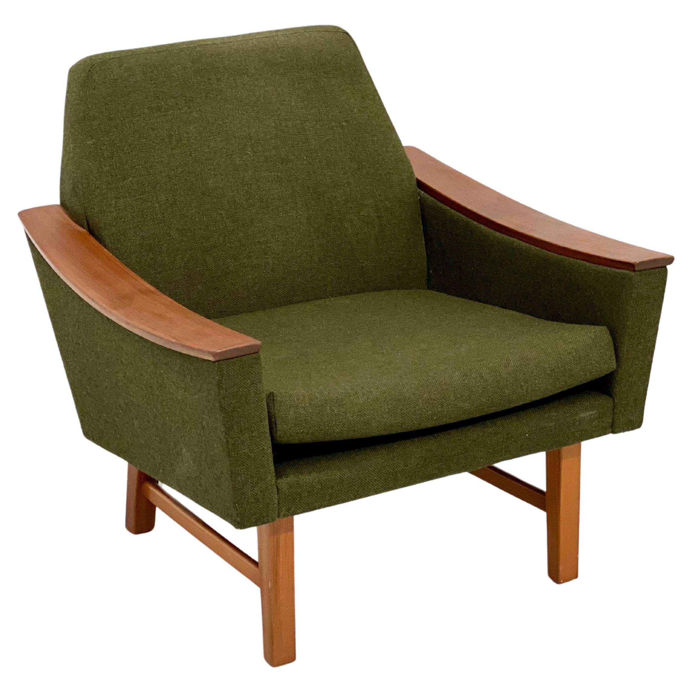 Mid-Century Modern Norwegian Teak Lounge Chair For Sale