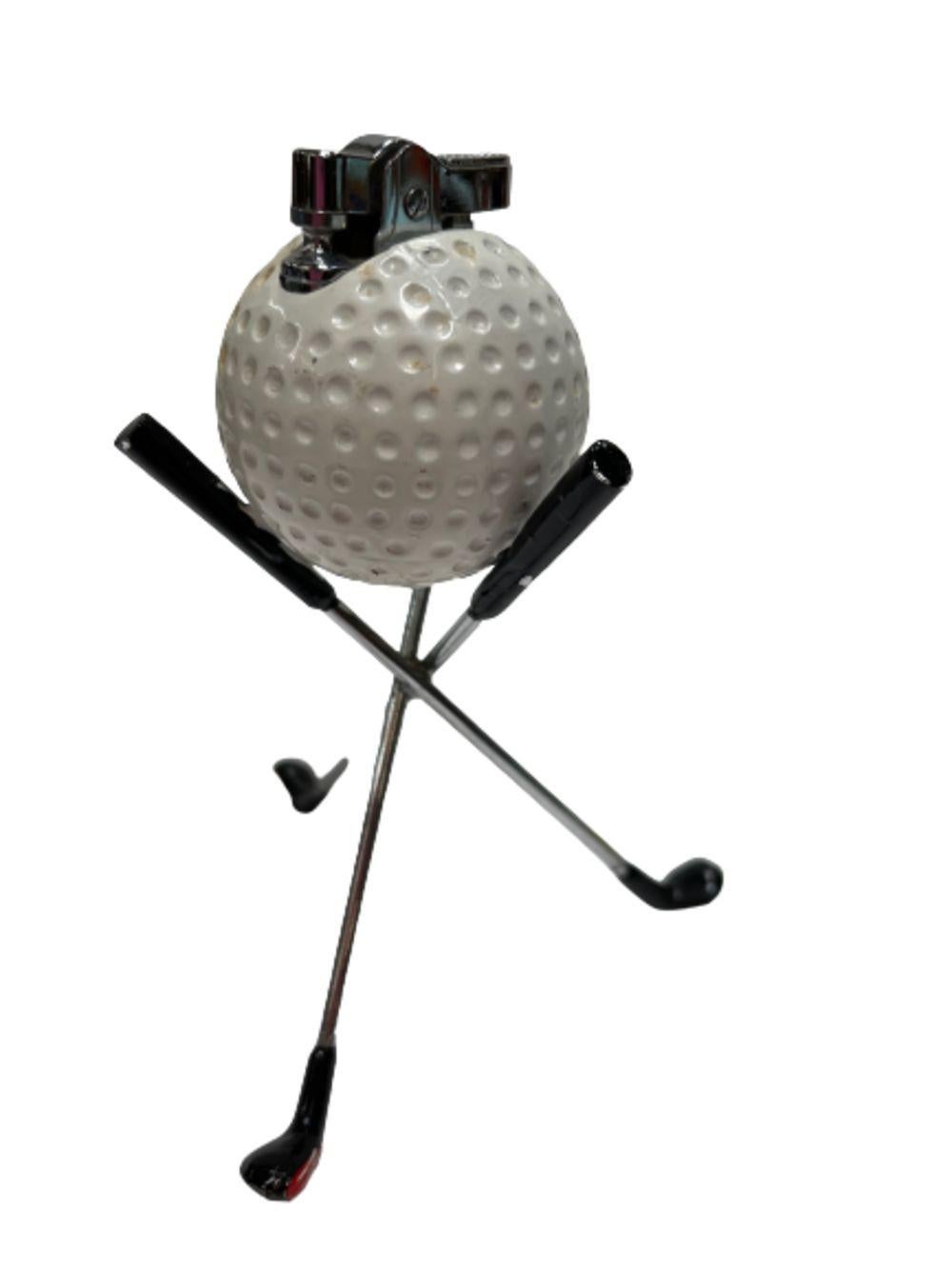 Mid Century Modern Novelty Pro Golf Ball Table Desk Lighter In Excellent Condition For Sale In Van Nuys, CA