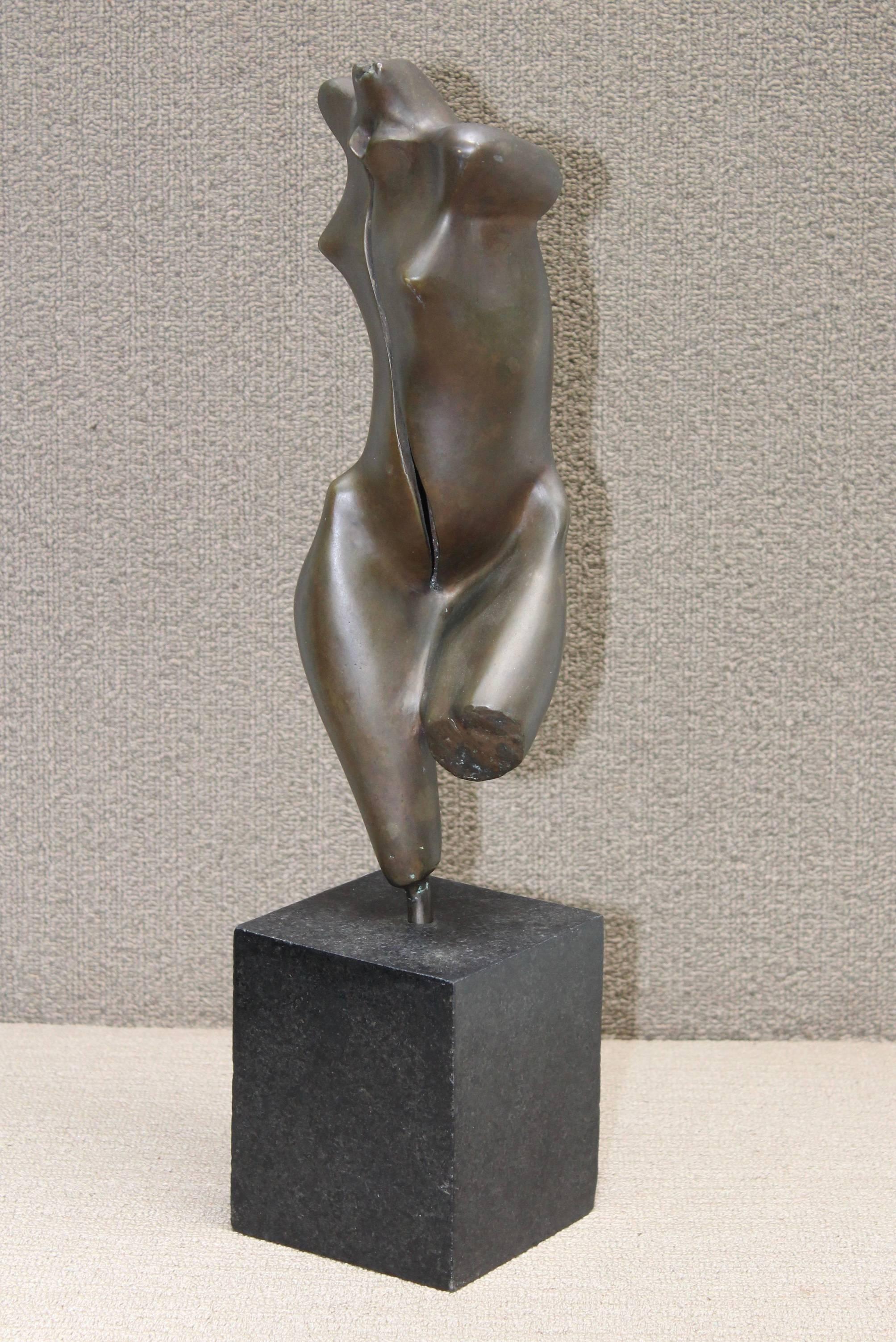 1970s Mid-Century Modern bronze nude women torso sculpture by Oxana Narozniak. Oxana Narozniak is a Ukrainian artist born in Germany then move to Brazil currently she lives in Miami.