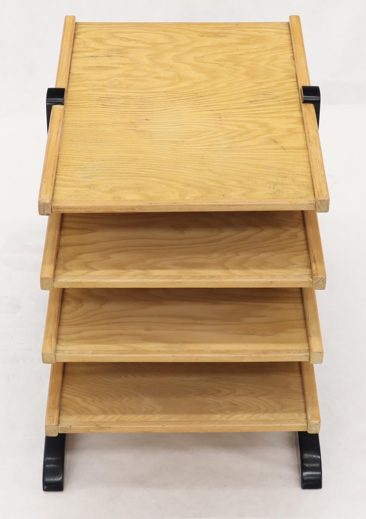 20th Century Mid-Century Modern Oak 4-Tier Magazine Rack Stand Shelf Storage
